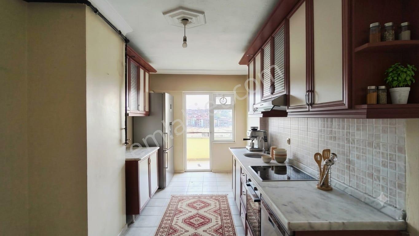 Avm Ve Hastane Yakını Yerden Isıtmalı Boş Daire 3+1 — fotoğraf 4