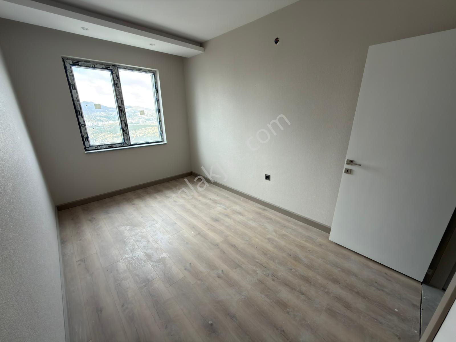 Skylıne Towerda Seçkin Cepheli, Prestijli Daire — fotoğraf 16