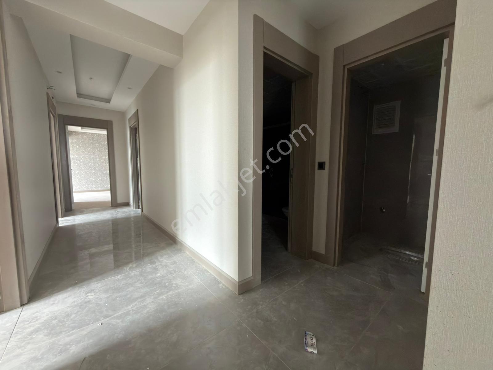 Skylıne Towerda Seçkin Cepheli, Prestijli Daire — fotoğraf 19