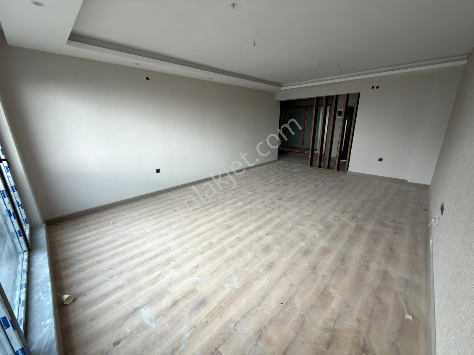 Skylıne Towerda Seçkin Cepheli, Prestijli Daire — fotoğraf 28