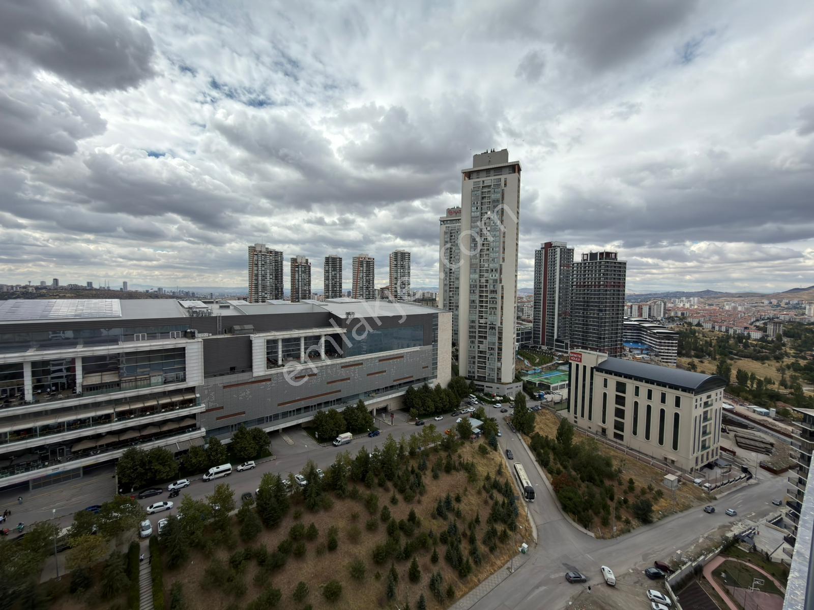 Skylıne Towerda Seçkin Cepheli, Prestijli Daire — fotoğraf 35