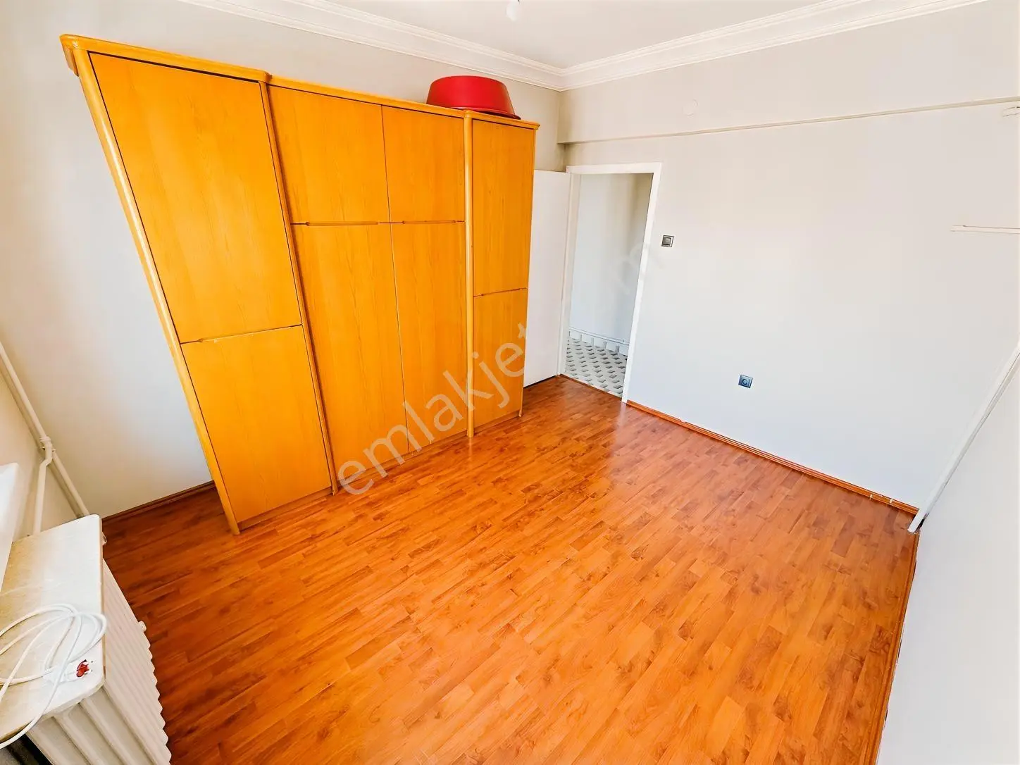 Uzman'dan Panoramik Ankara Manzaralı Site İçerisinde Katta 3+1 — fotoğraf 4