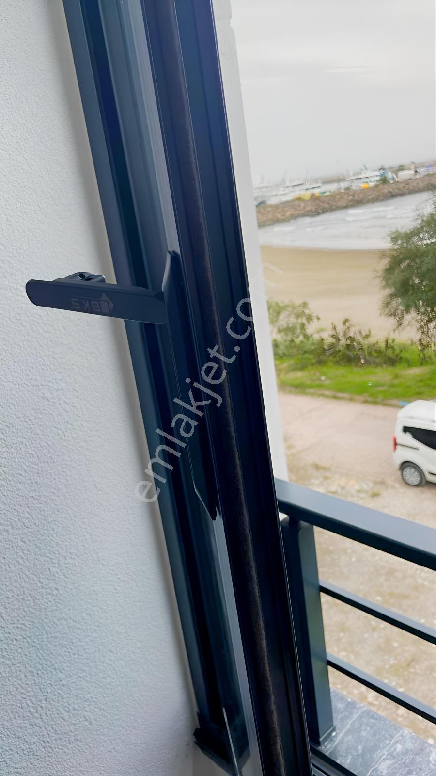 Hisar' Dan Denize Sıfır Plaja 2 Adım Mesafede 2+1 Ultralüksdaire — fotoğraf 25