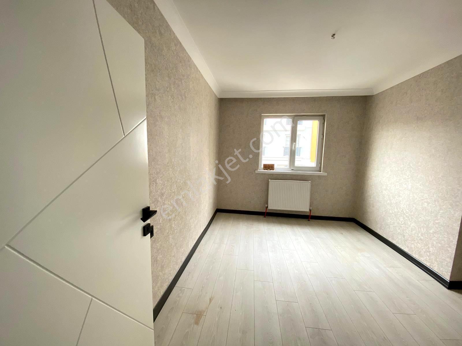 Uzman Emlak'tan 19 Mayıs Mh Özgürlük Cad.üzeri Bağımsız 3+1daire — fotoğraf 7