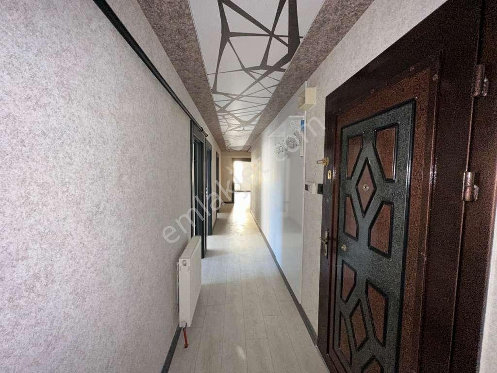 Uzman Emlak'tan 19 Mayıs Mh Özgürlük Cad.üzeri Bağımsız 3+1daire — fotoğraf 16