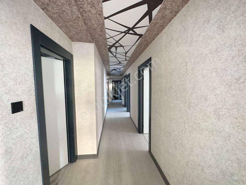 Uzman Emlak'tan 19 Mayıs Mh Özgürlük Cad.üzeri Bağımsız 3+1daire — fotoğraf 17