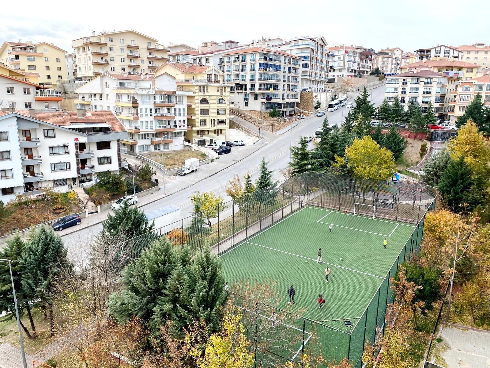 Uzman Emlak'tan 19 Mayıs Mh Özgürlük Cad.üzeri Bağımsız 3+1daire — fotoğraf 25
