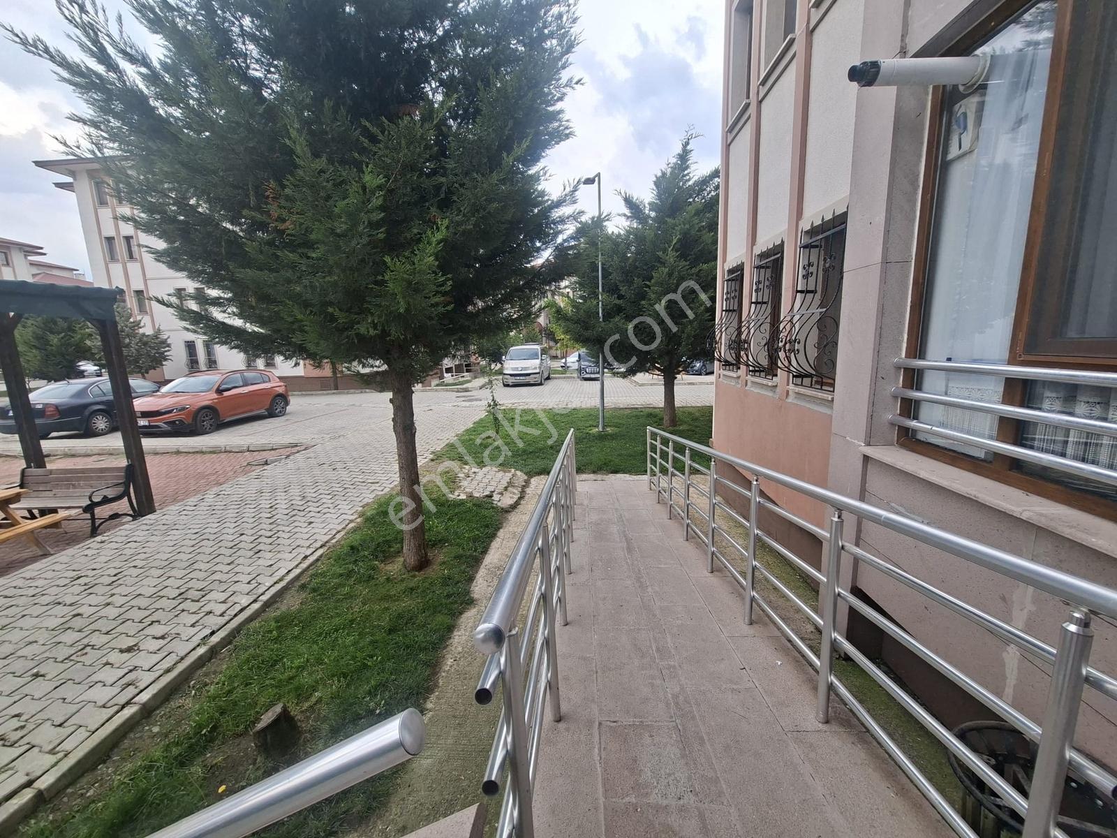 Remax Dem'den Toki Konutları İçi Full Yapılı Ara Kat 2+1 Daire — fotoğraf 4