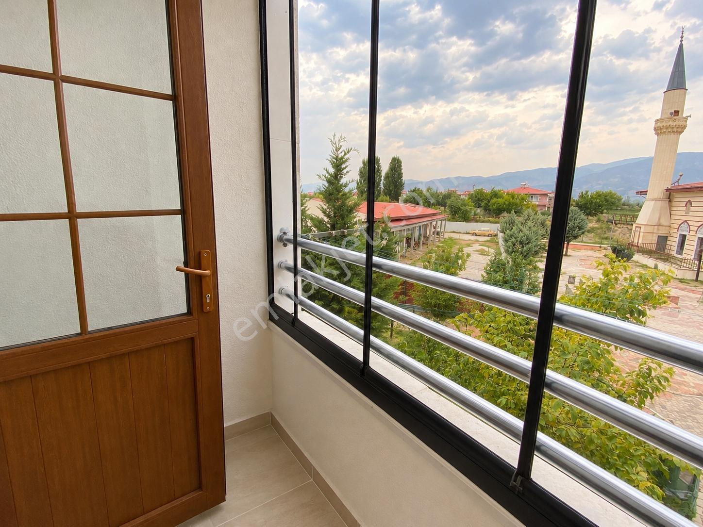 Remax Dem'den Toki Konutları İçi Full Yapılı Ara Kat 2+1 Daire — fotoğraf 15