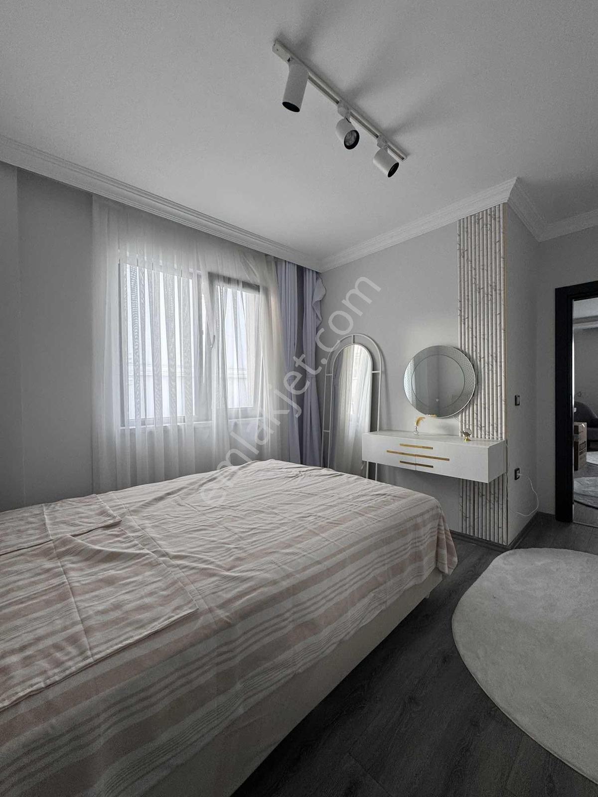 Öznur Öztürk'ten Mevlana Mahalle 1+1 Ful Eşyalı Satılık Daire — fotoğraf 13