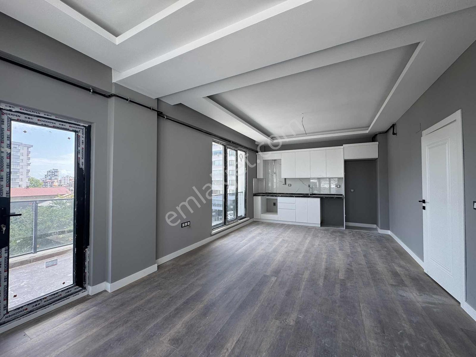 Öznur Öztürk'ten İlkadım Kalkancı'da 2+0 Sıfır Lüks Daire — fotoğraf 3