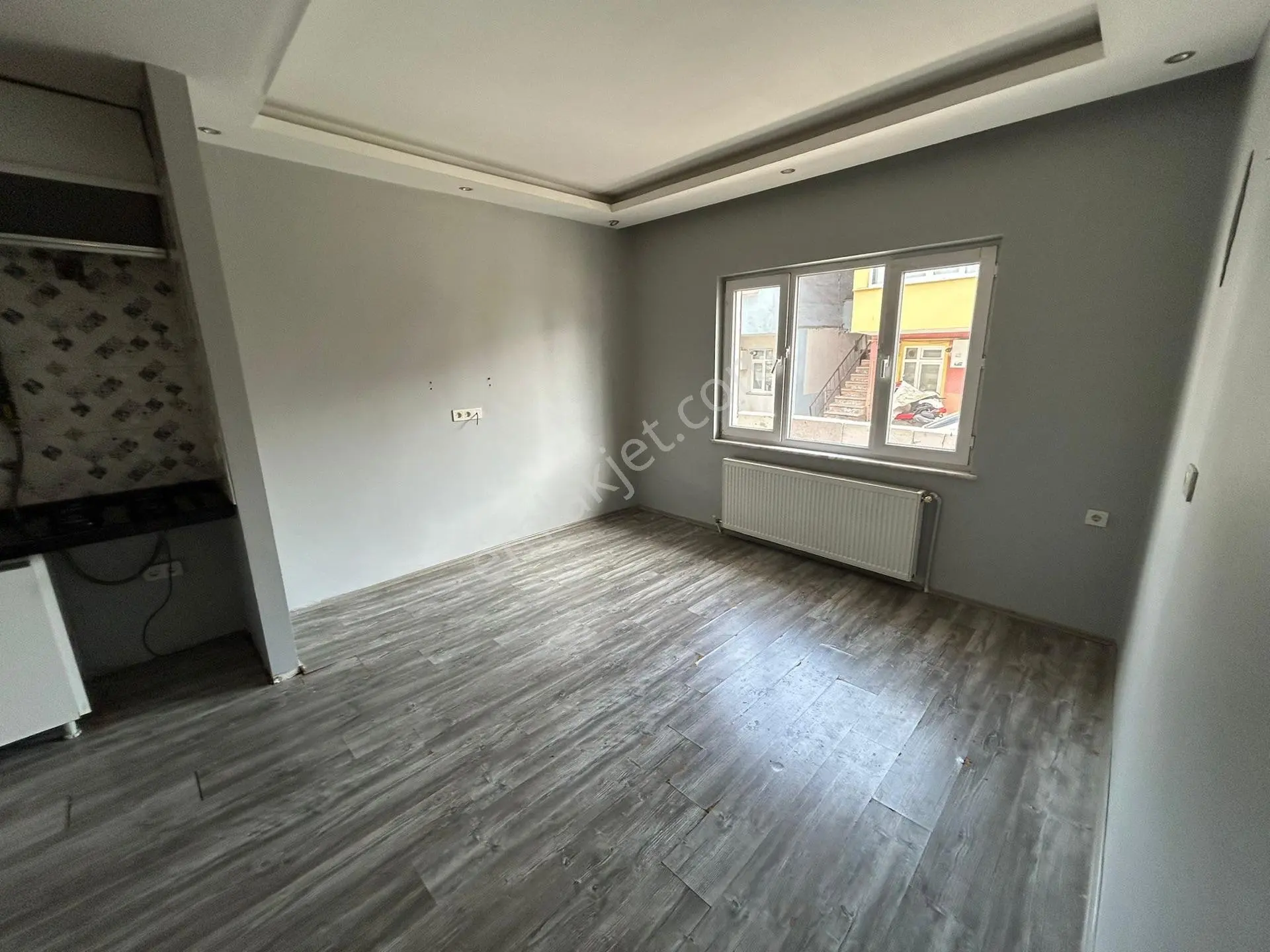 Günay'dan Fırsat Çarşıya Yürüme Mesafesinde 2+1 Satılık Daire — fotoğraf 3