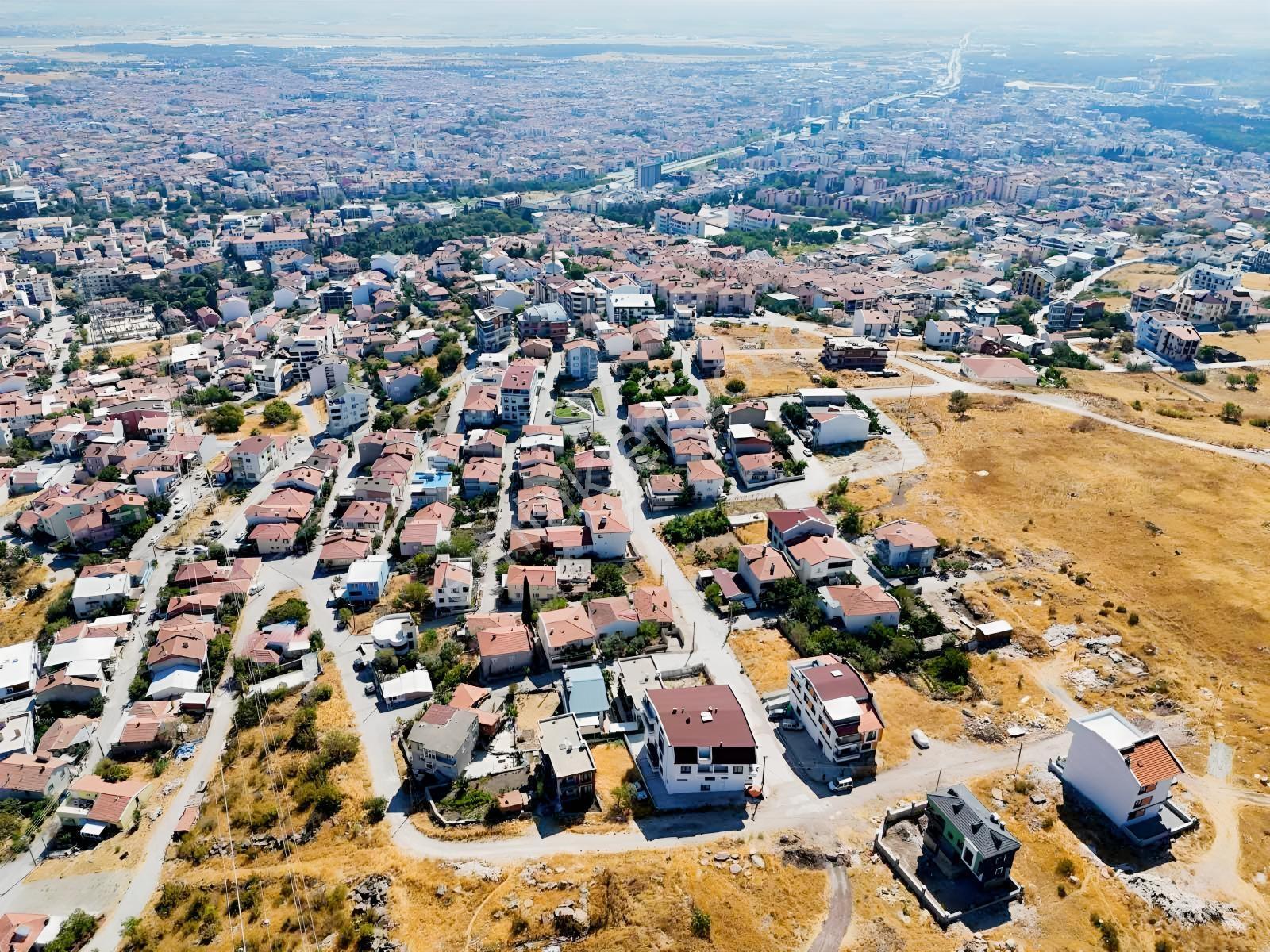 Nova Grup'tan Sütlüce Mh De Satılık 198 Metre Köşe Parsel Arsa — fotoğraf 3