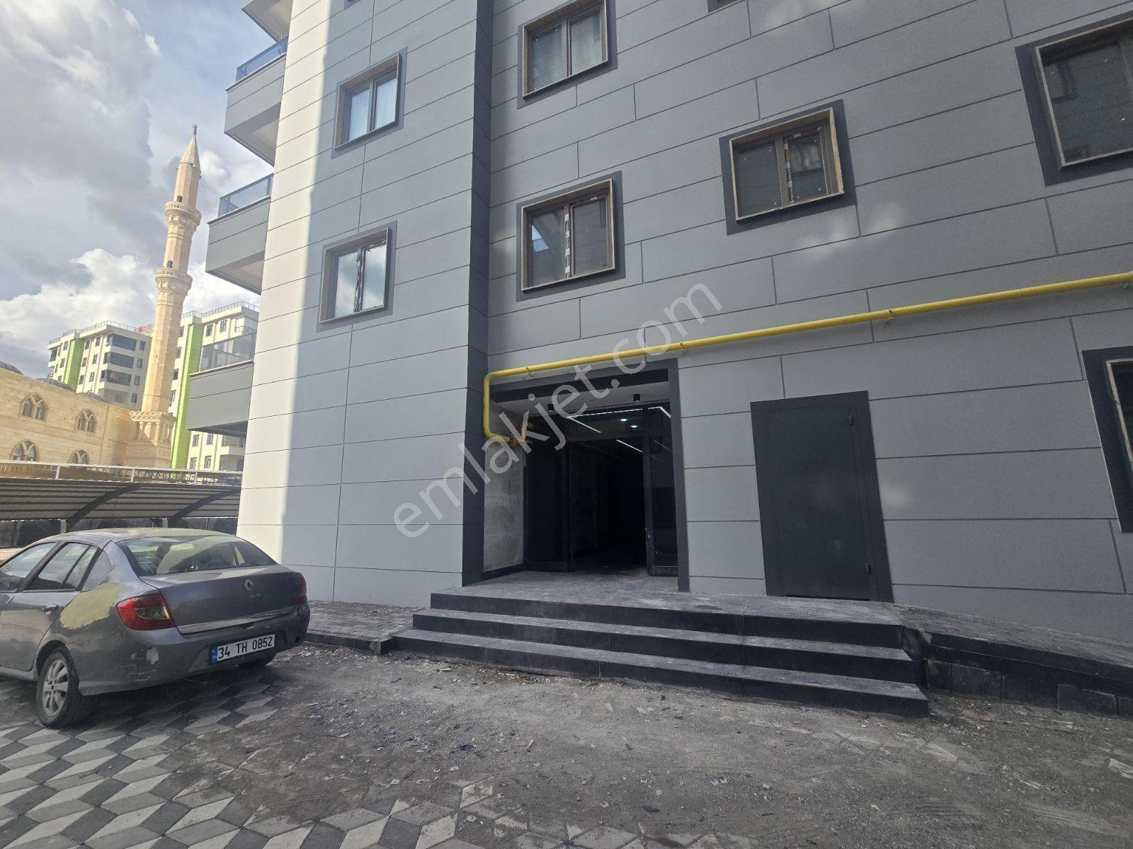 Acil Satılık 2+1 Sıfır Lüx Yüksek Giriş — fotoğraf 4