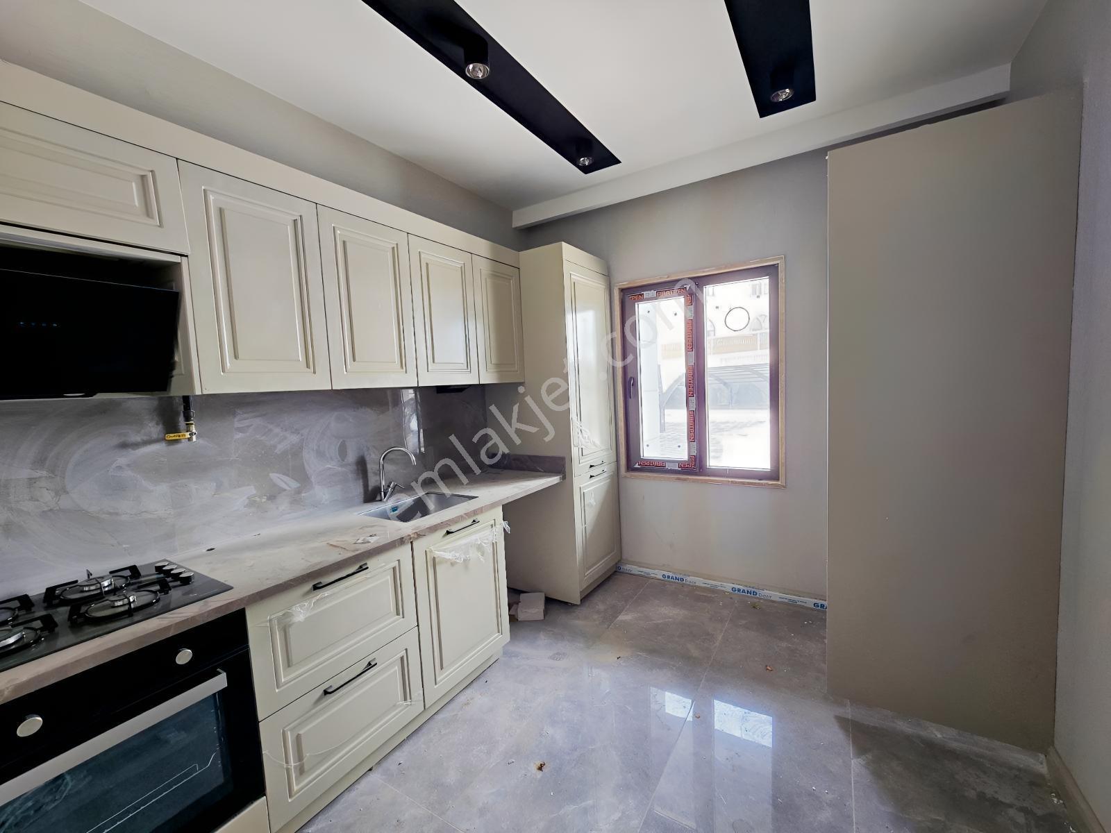 Acil Satılık 2+1 Sıfır Lüx Yüksek Giriş — fotoğraf 10