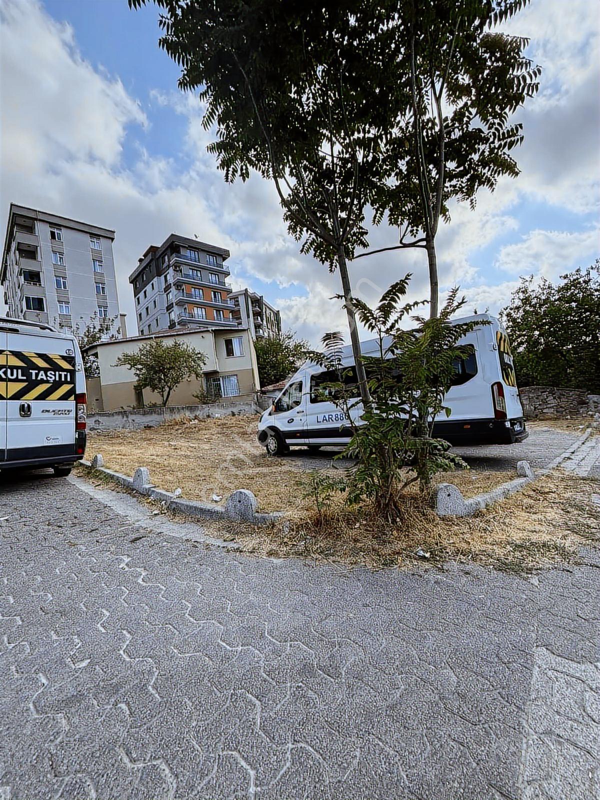 Menderes Yavuz'dan Fırsat İçerenköyde 234 M2 Kaks 2,10 İmarlı — fotoğraf 4