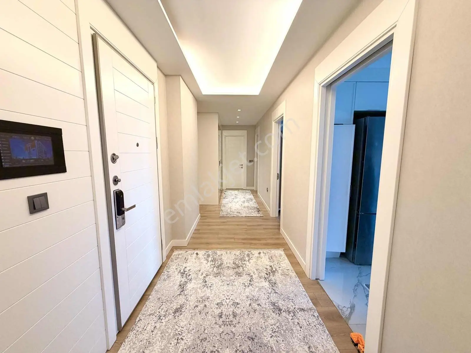 Altınşehir Shu03 Havuz Cephe Satılık 2+1 Full Donatılı Daire — fotoğraf 3