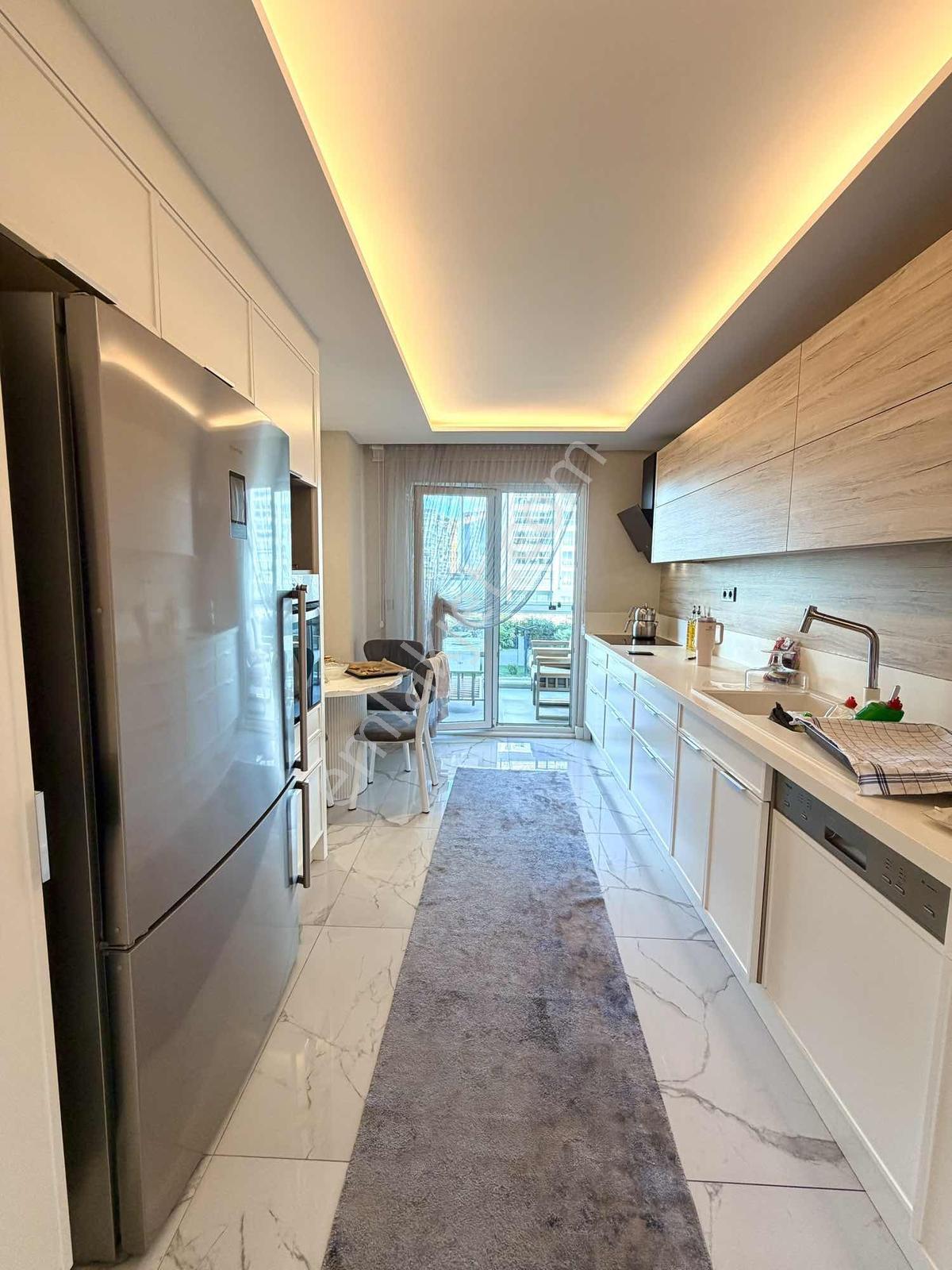 Altınşehir Shu03 Havuz Cephe Satılık 2+1 Full Donatılı Daire — fotoğraf 4