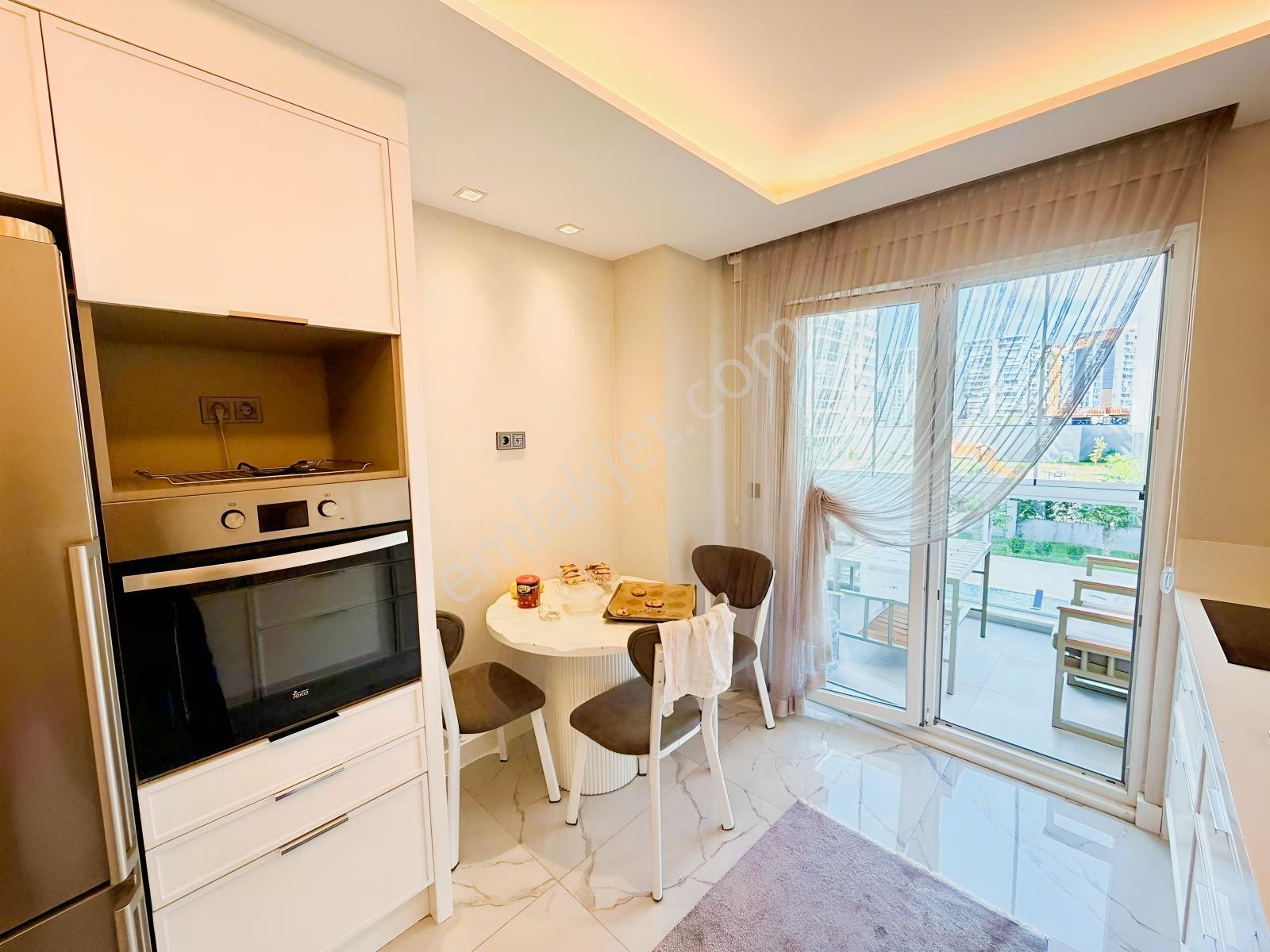 Altınşehir Shu03 Havuz Cephe Satılık 2+1 Full Donatılı Daire — fotoğraf 26