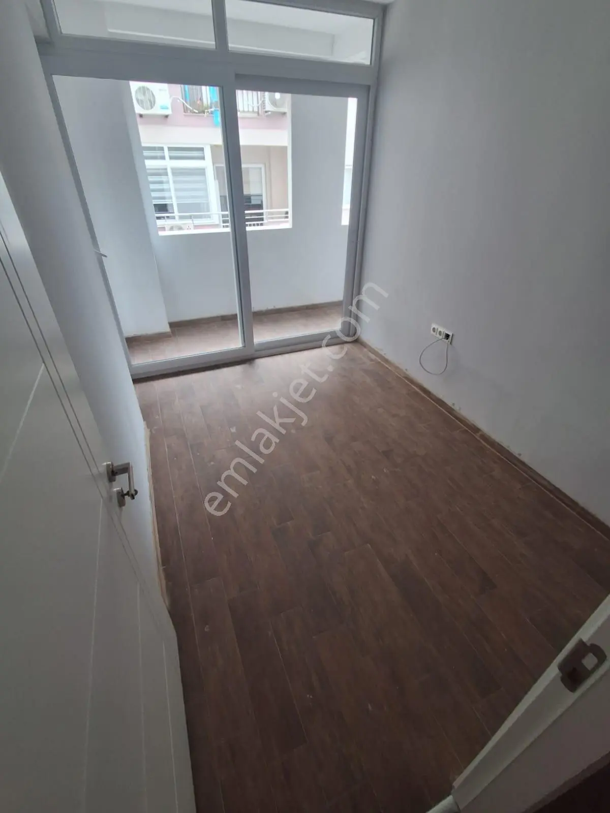 Cemalpaşada Sıfır Masrafsız Kapalı Mutfak 3+1 Satılık Daire — fotoğraf 19
