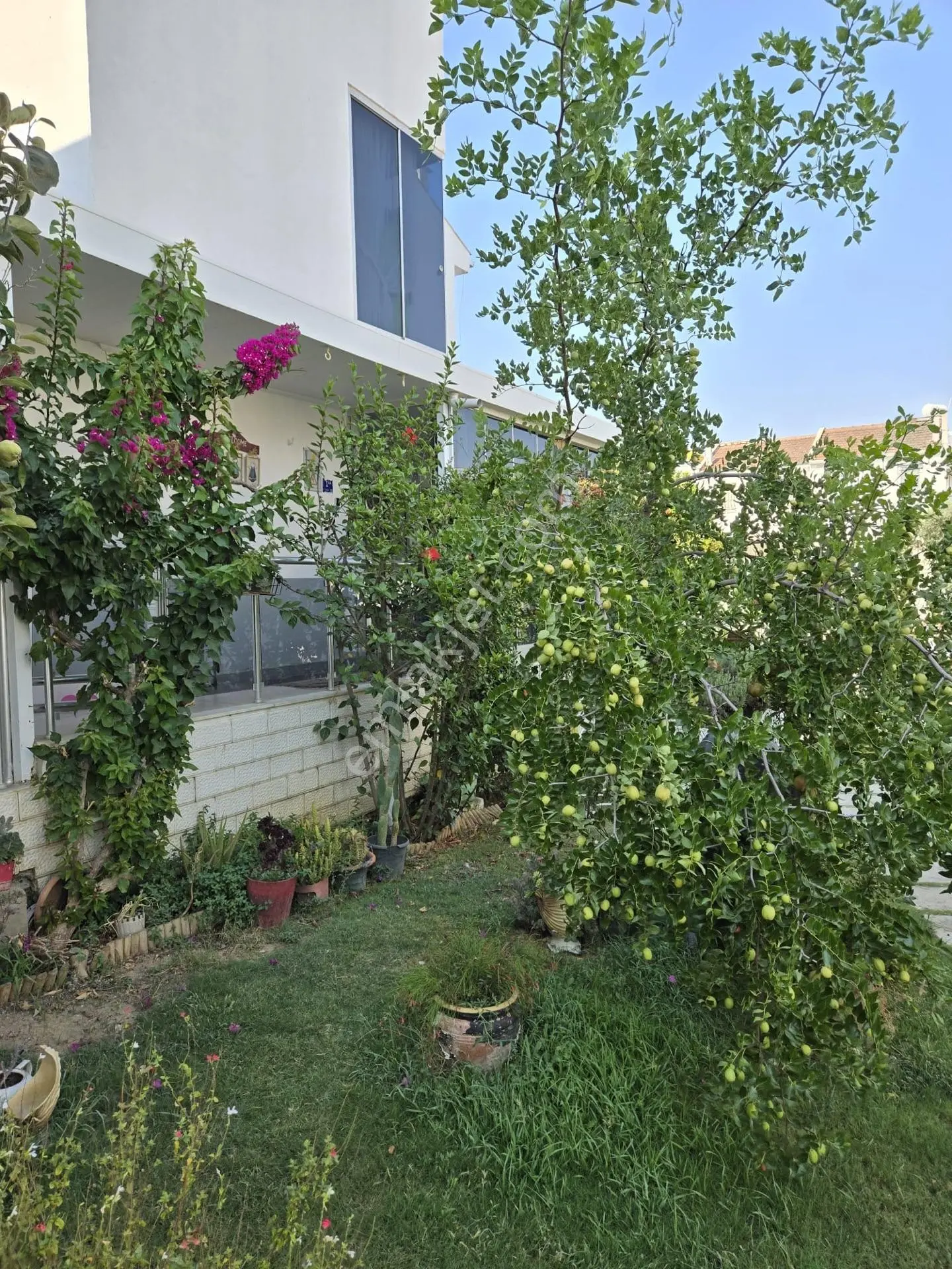 Yavansu'Da Eşyalı, Doğalgazlı Satılık Villa!