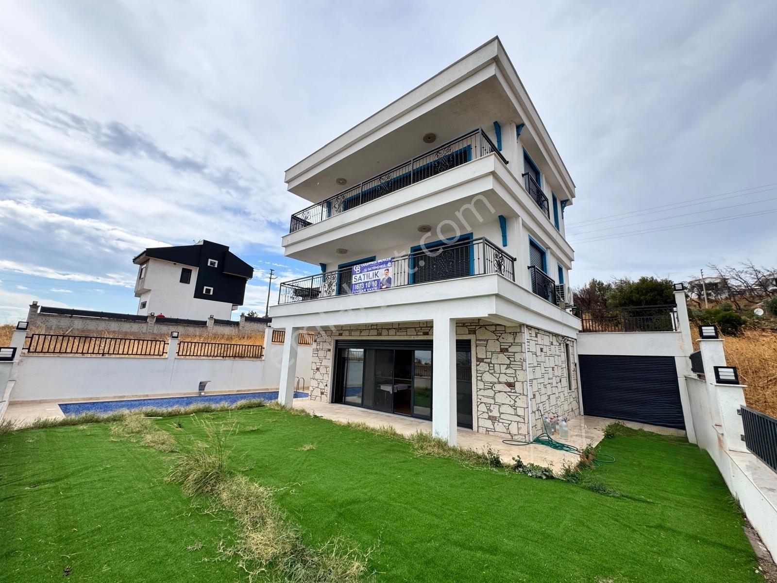 Çandarlının En Lüx Ve Modern Villası Müstakil Havuzlu — fotoğraf 7