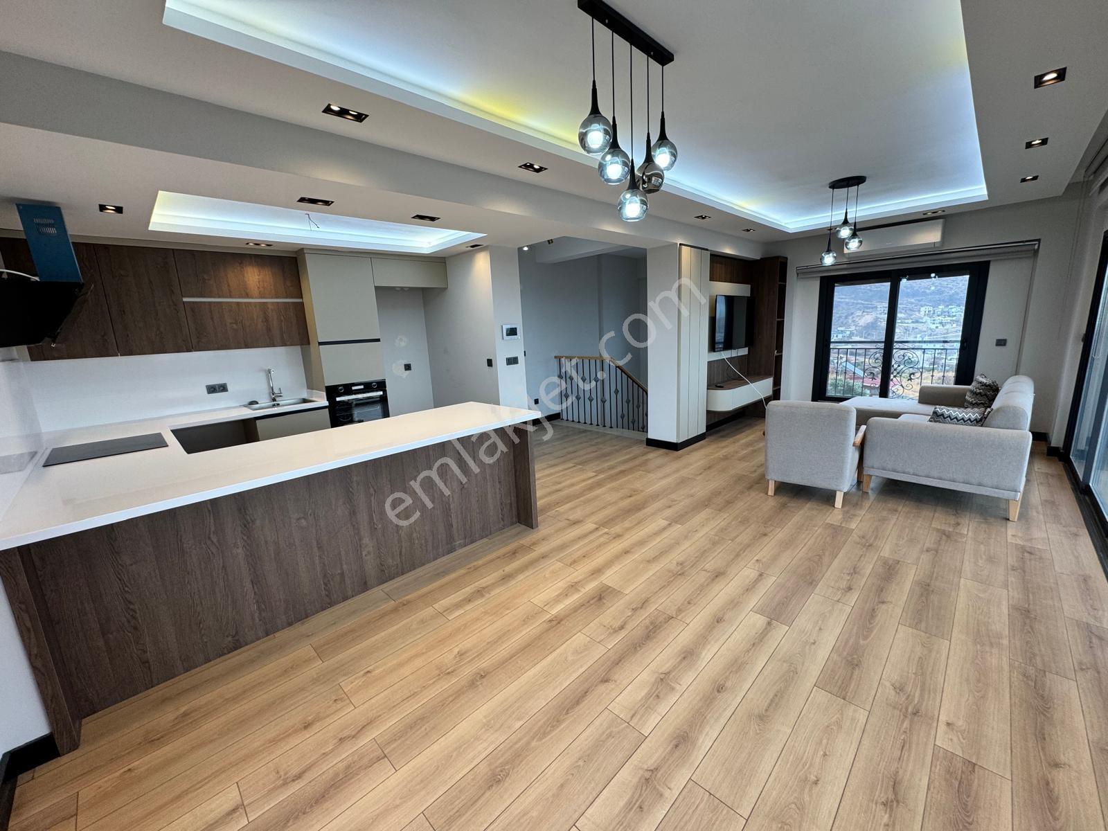 Çandarlının En Lüx Ve Modern Villası Müstakil Havuzlu — fotoğraf 29