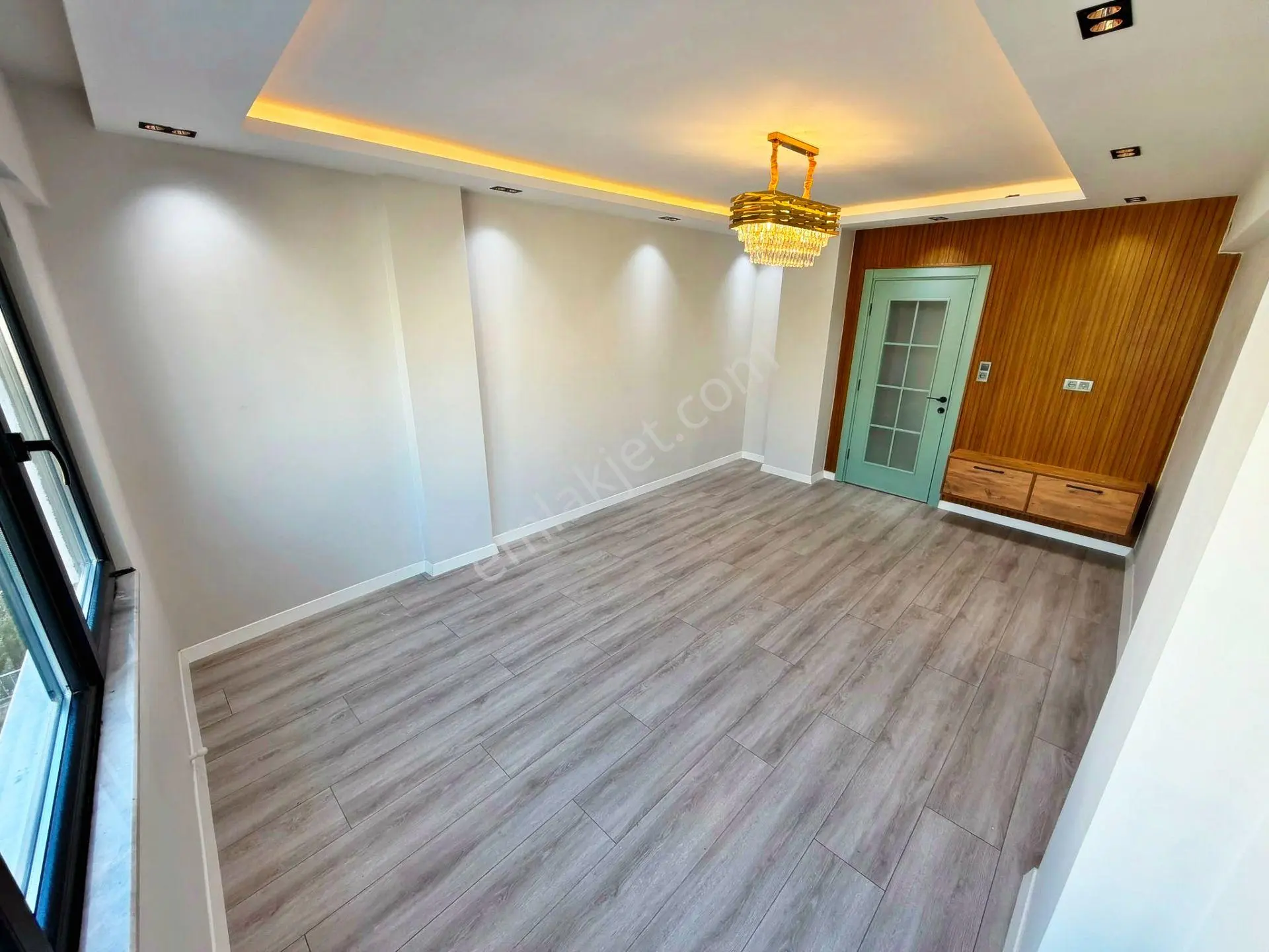 Aktif'ten Akçay Merkezde Satılık Denize Yakın Ön Cephe Full Yapılı 2+1 Daire — fotoğraf 2