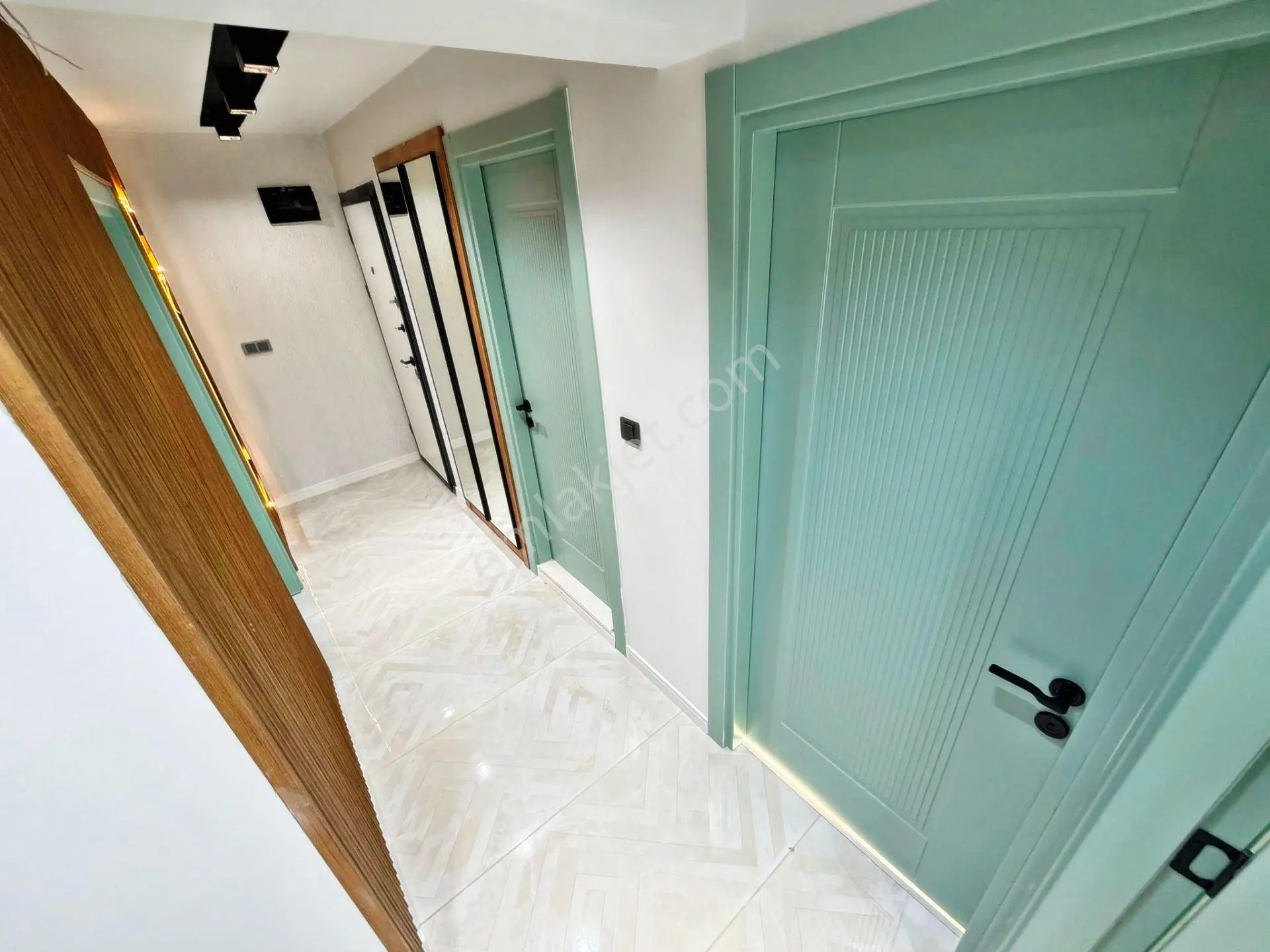 Aktif'ten Akçay Merkezde Satılık Denize Yakın Ön Cephe Full Yapılı 2+1 Daire — fotoğraf 9