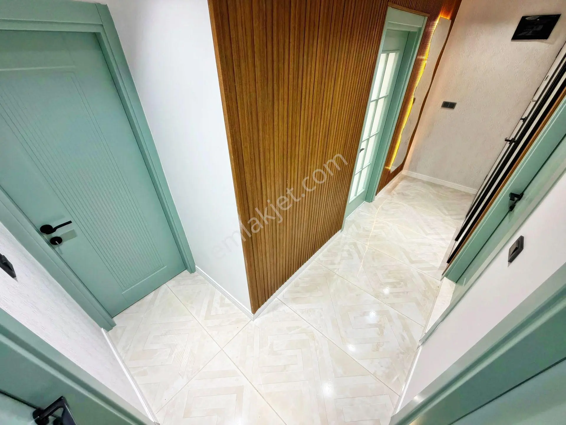 Aktif'ten Akçay Merkezde Satılık Denize Yakın Ön Cephe Full Yapılı 2+1 Daire — fotoğraf 13