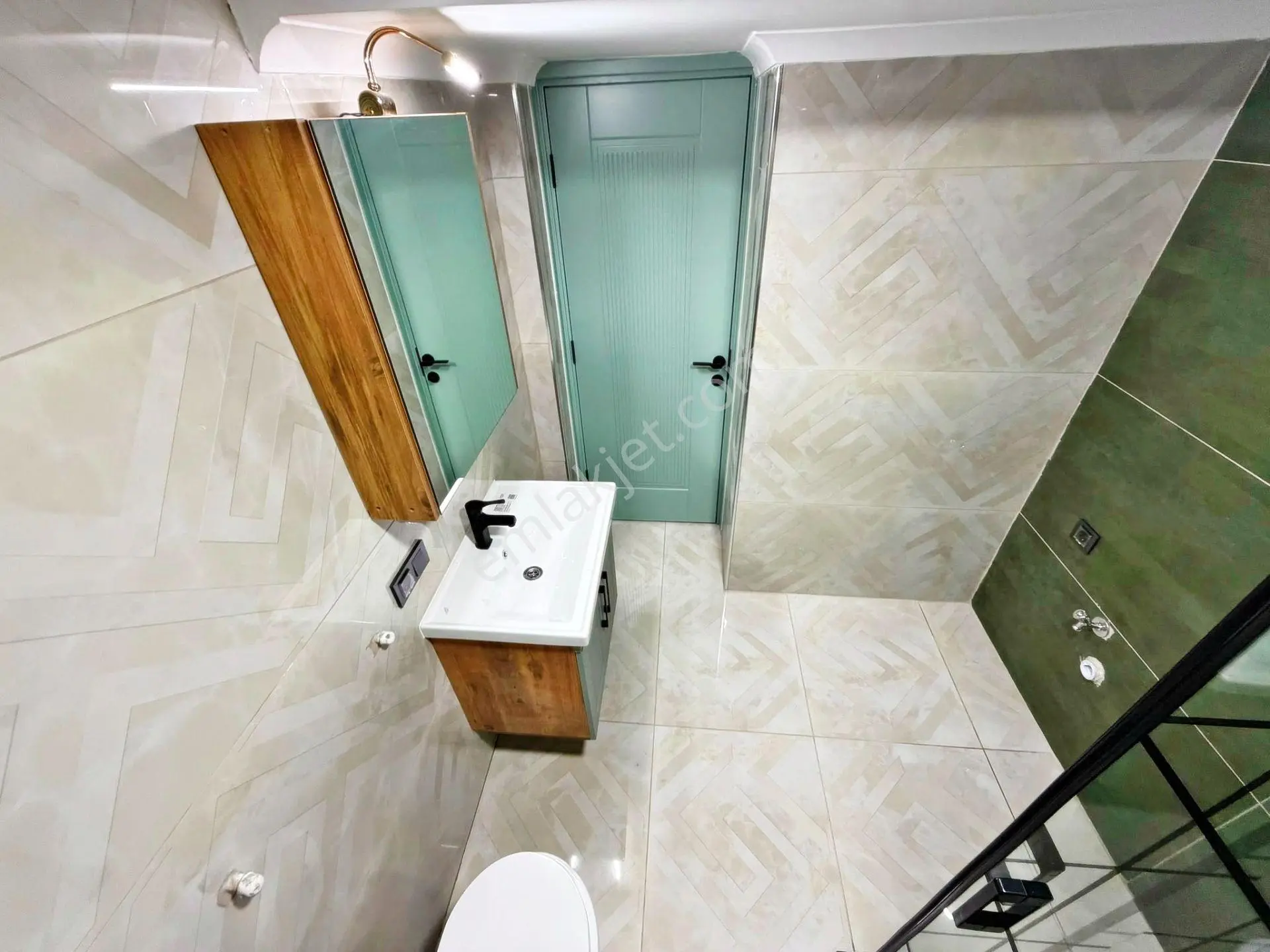 Aktif'ten Akçay Merkezde Satılık Denize Yakın Ön Cephe Full Yapılı 2+1 Daire — fotoğraf 14