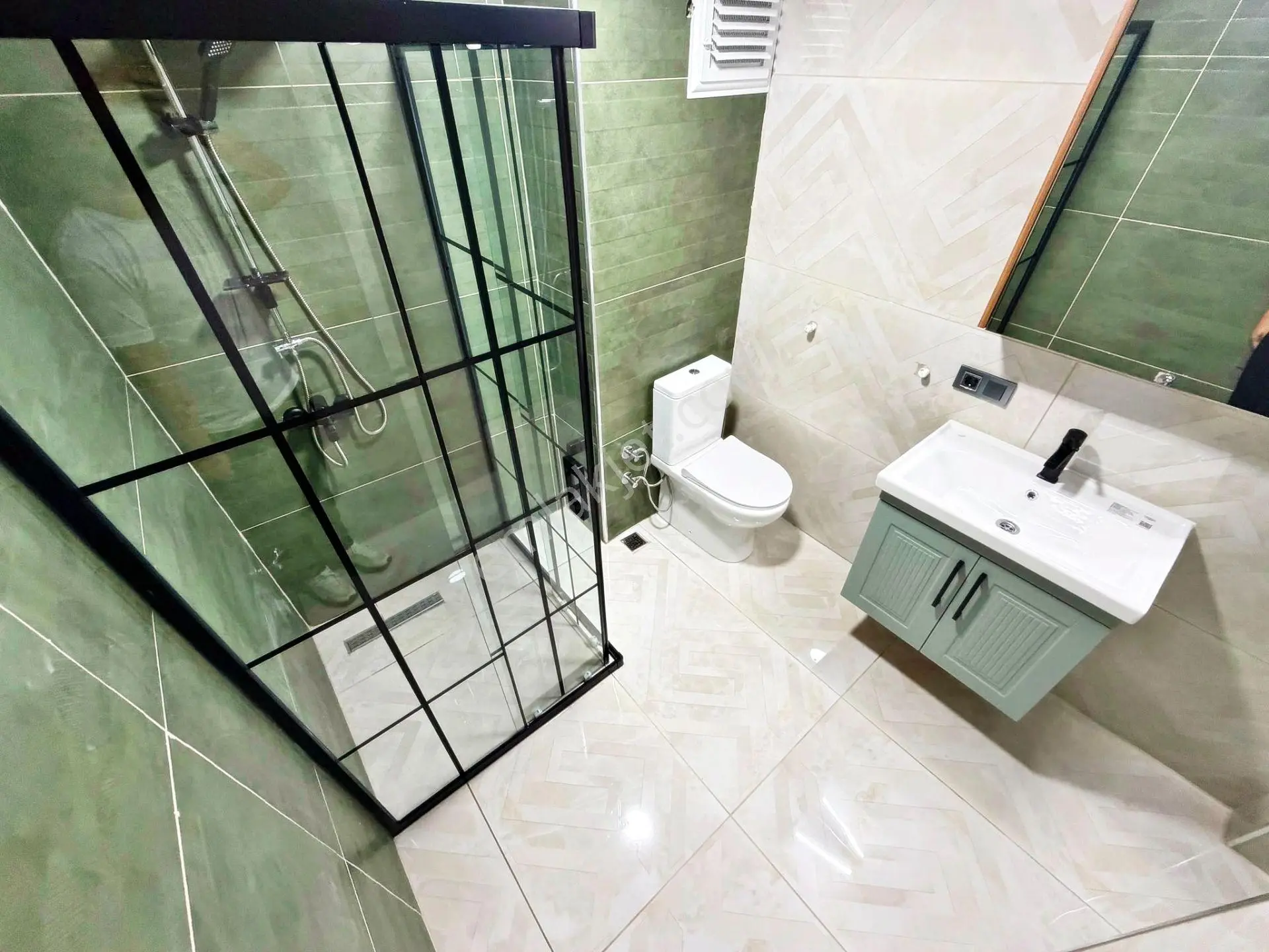 Aktif'ten Akçay Merkezde Satılık Denize Yakın Ön Cephe Full Yapılı 2+1 Daire — fotoğraf 15