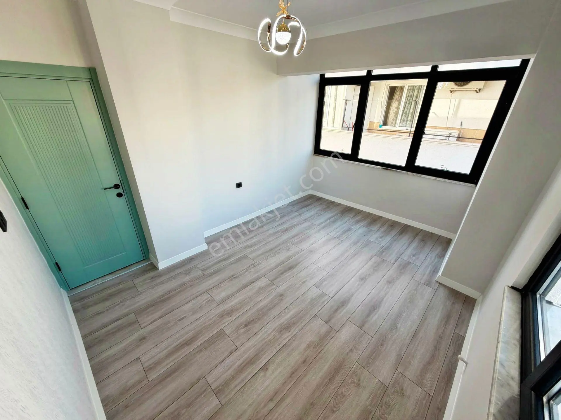 Aktif'ten Akçay Merkezde Satılık Denize Yakın Ön Cephe Full Yapılı 2+1 Daire — fotoğraf 27