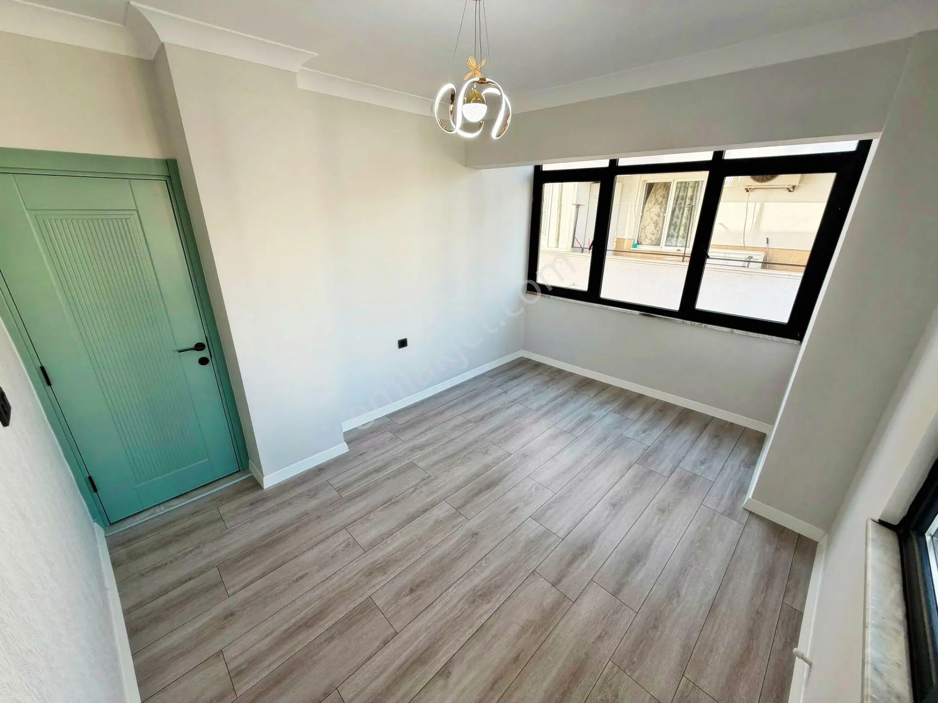 Aktif'ten Akçay Merkezde Satılık Denize Yakın Ön Cephe Full Yapılı 2+1 Daire — fotoğraf 31