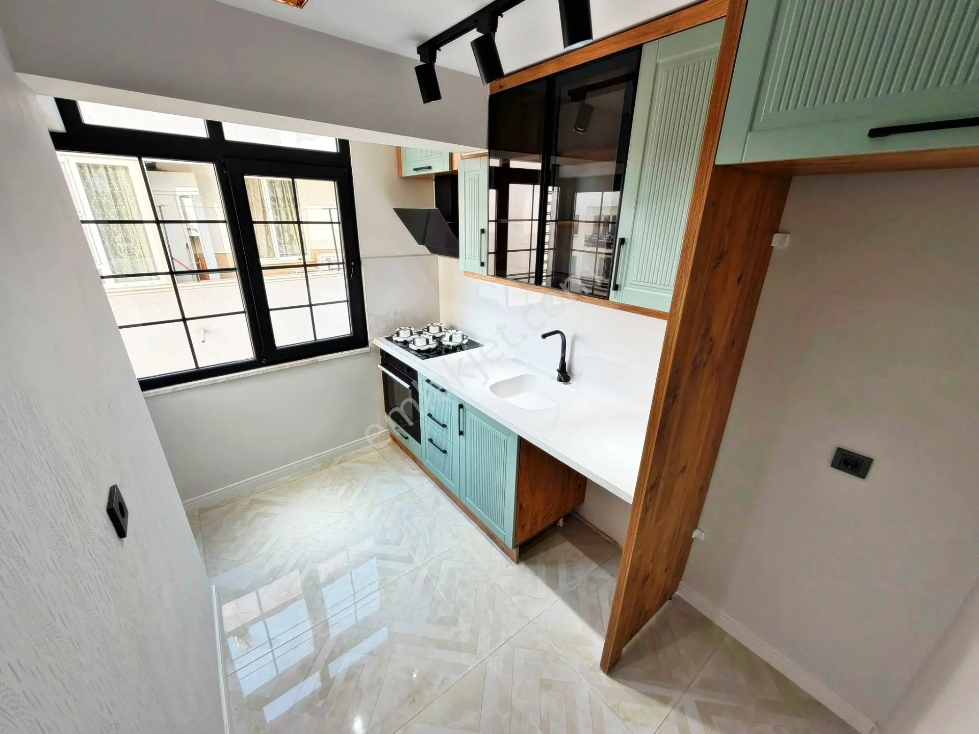 Aktif'ten Akçay Merkezde Satılık Denize Yakın Ön Cephe Full Yapılı 2+1 Daire — fotoğraf 32