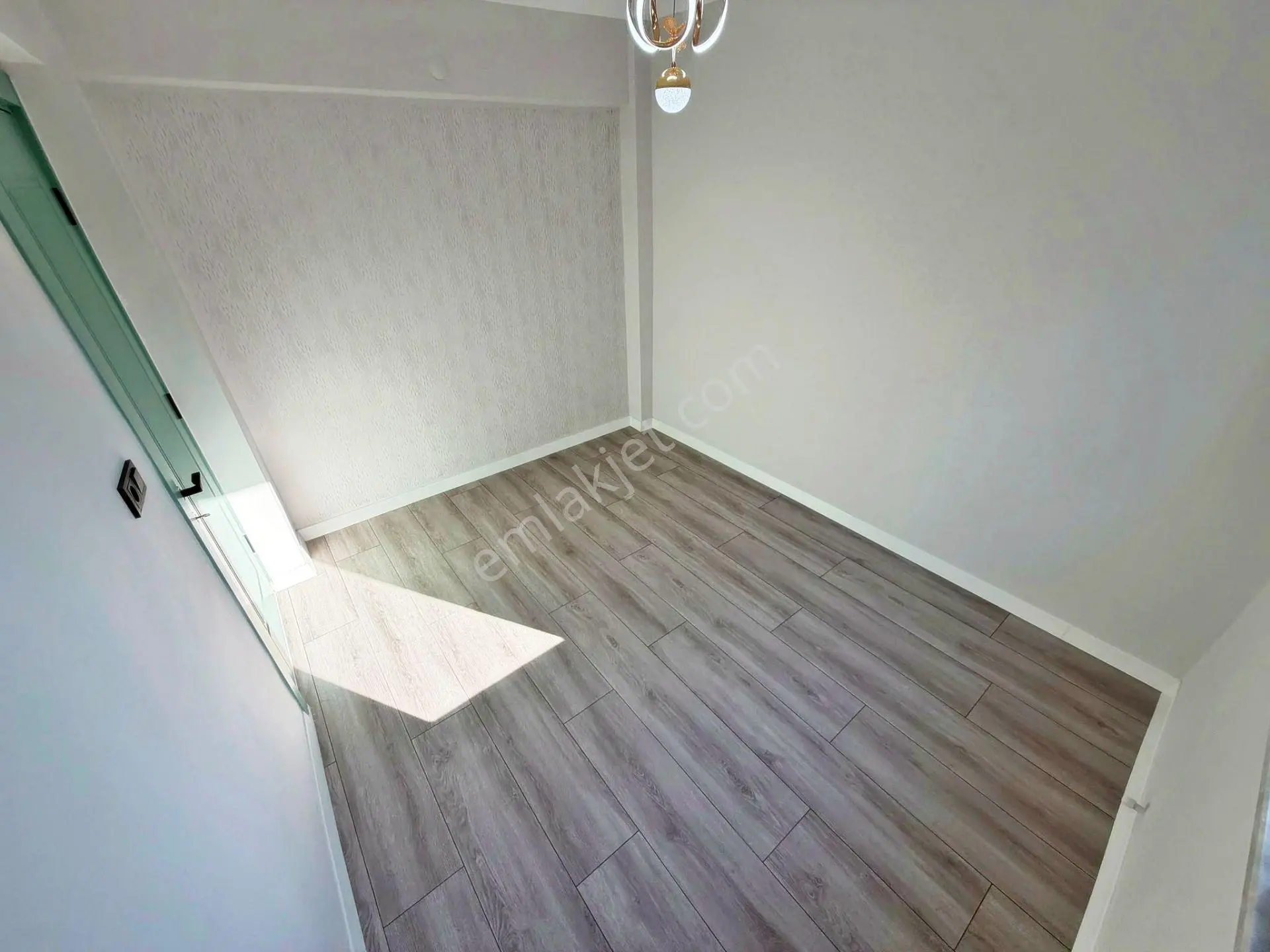 Aktif'ten Akçay Merkezde Satılık Denize Yakın Ön Cephe Full Yapılı 2+1 Daire — fotoğraf 34