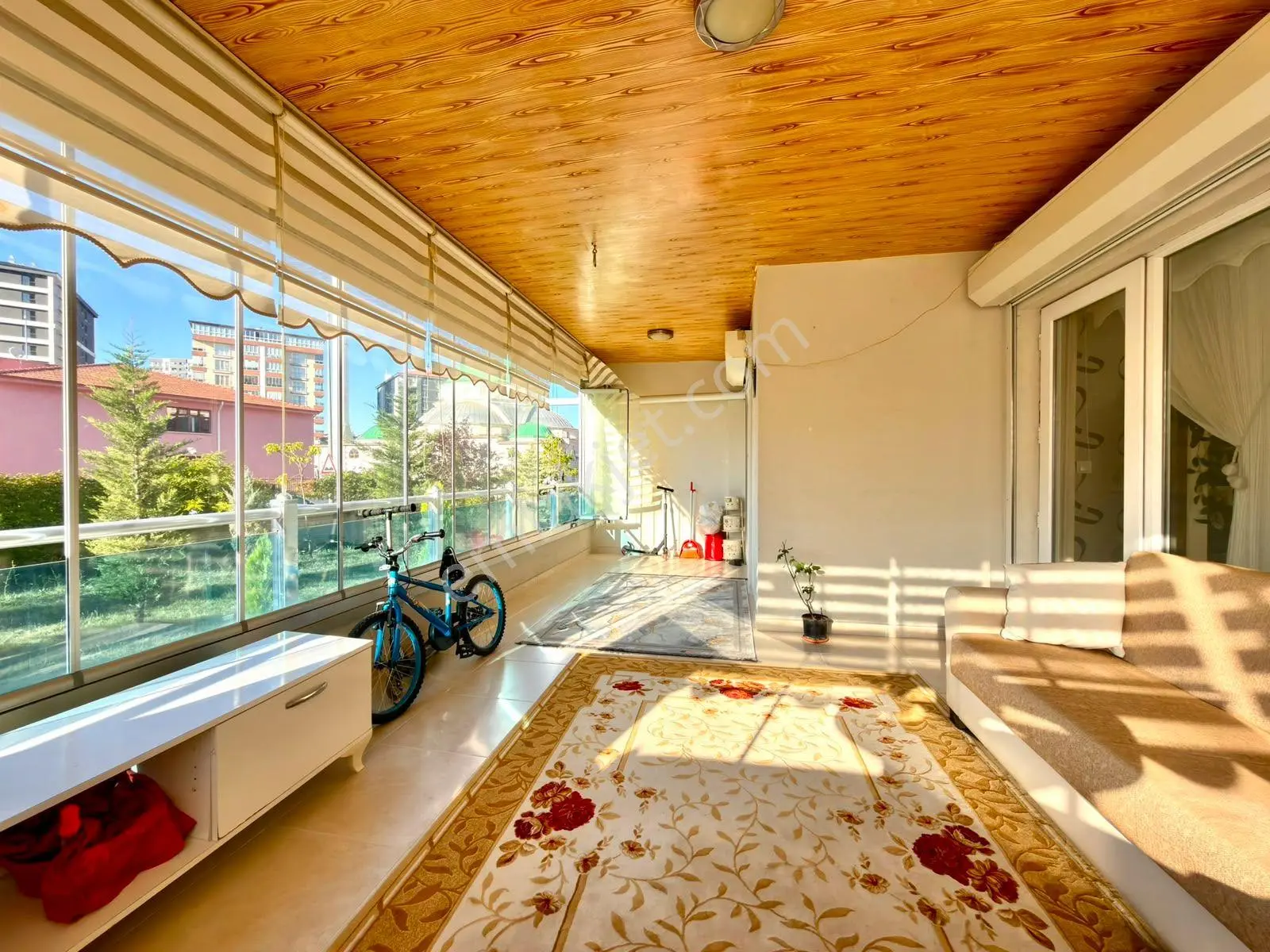 Nasip'ten Bulvar Yakını Lüx Site'de 190m² 2 Banyolu Ortakat 4+1 — fotoğraf 8