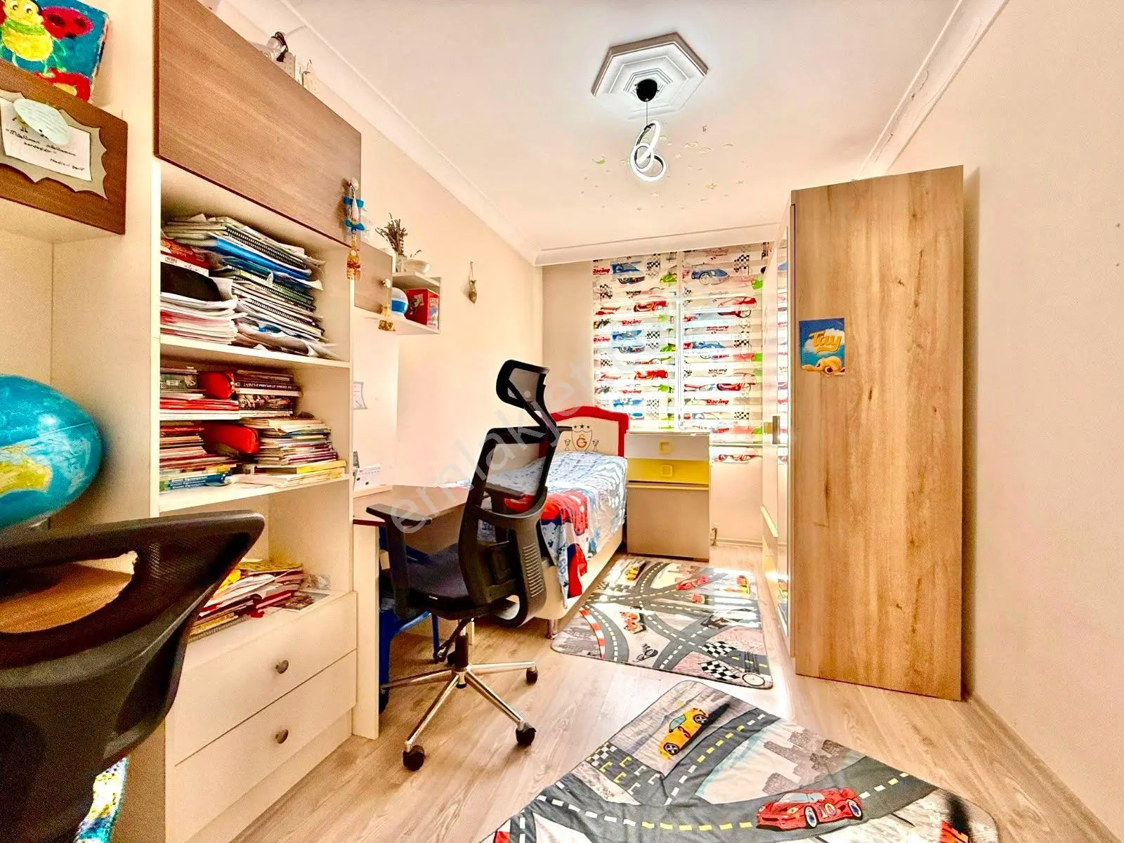 Nasip'ten Bulvar Yakını Lüx Site'de 190m² 2 Banyolu Ortakat 4+1 — fotoğraf 25
