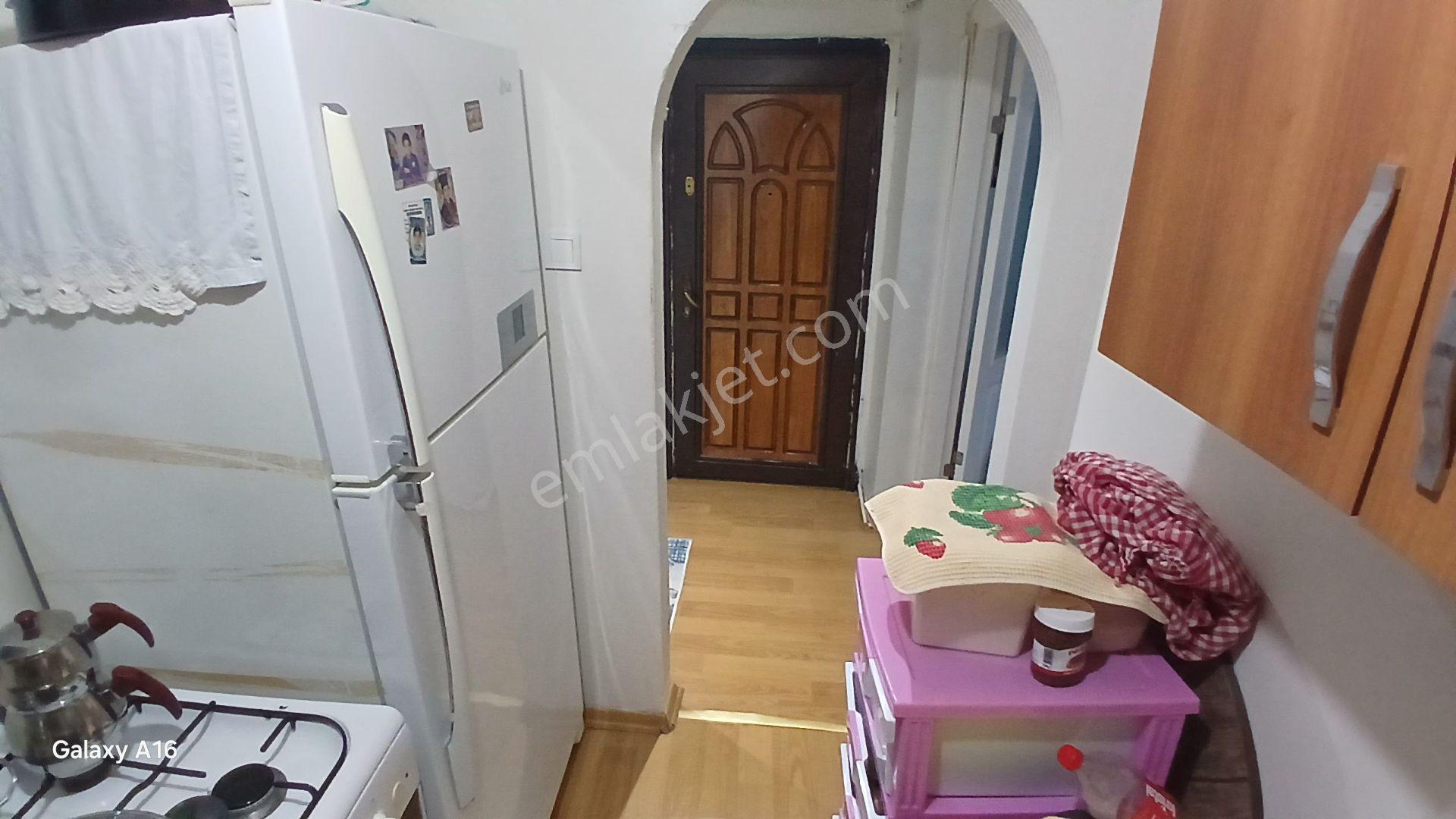 Bahçelievler Sıyavuşpaşa Mah Pınar Sokata Satılık Daire — fotoğraf 9