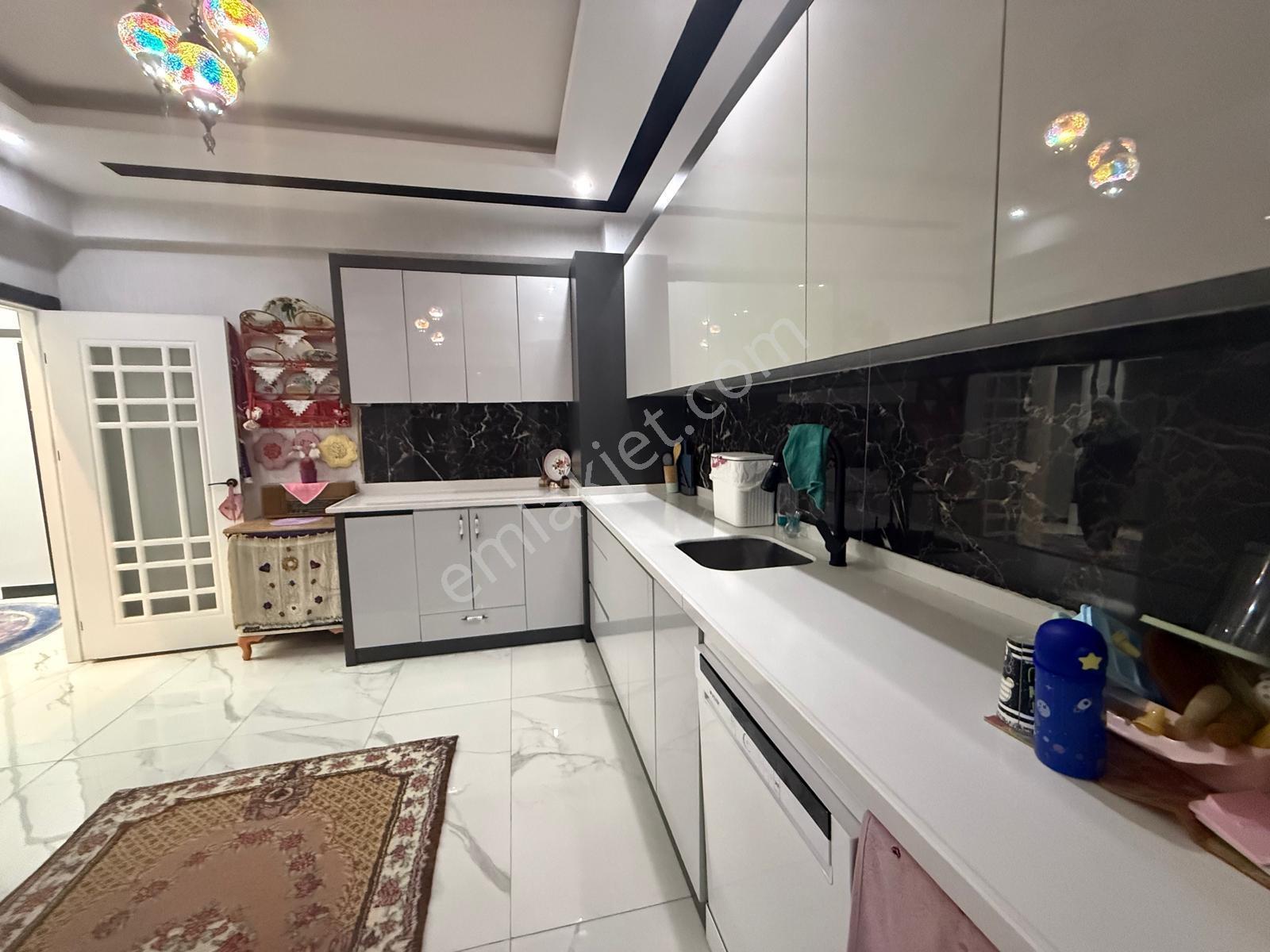 Karatay Emirgazi Mah. Lüks 4+1 Site İçerisinde Satılık Daire — fotoğraf 7