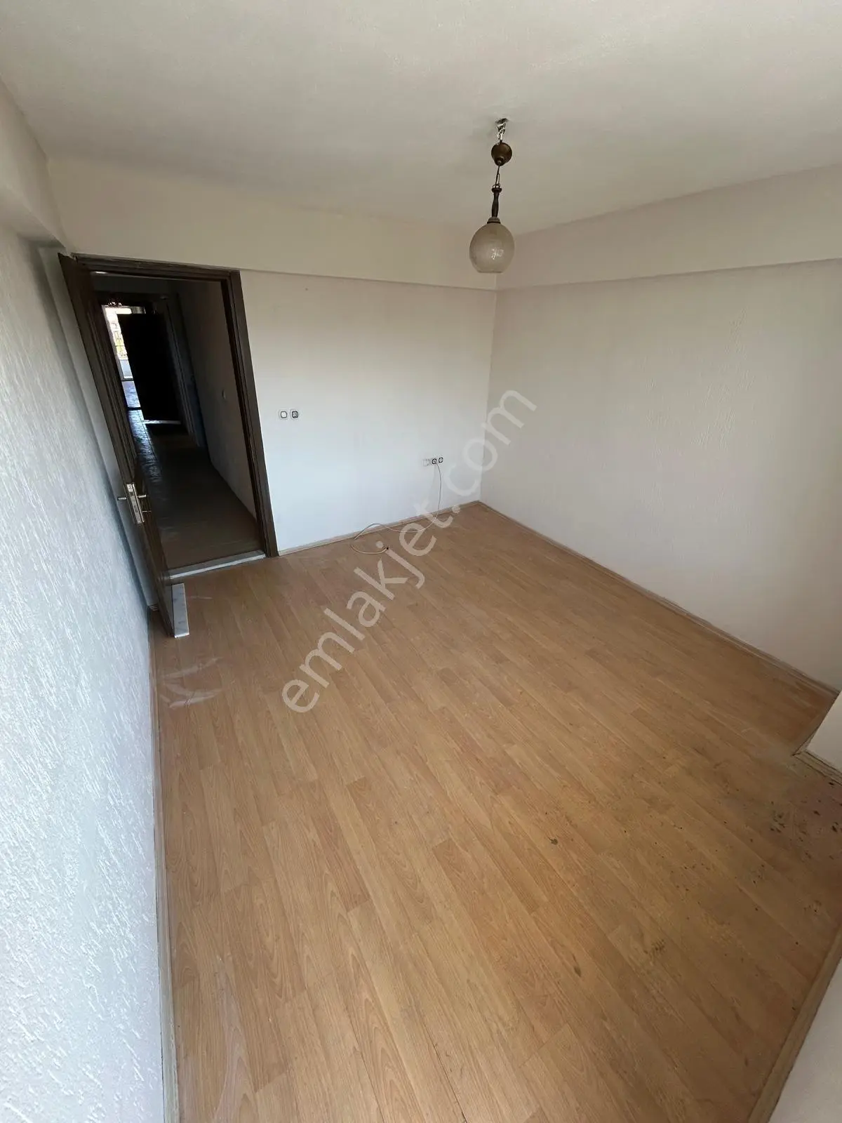 Nazilli Cumhuriyet Mahallesi'nde 3+1 Geniş Balkonlu Daire — fotoğraf 5