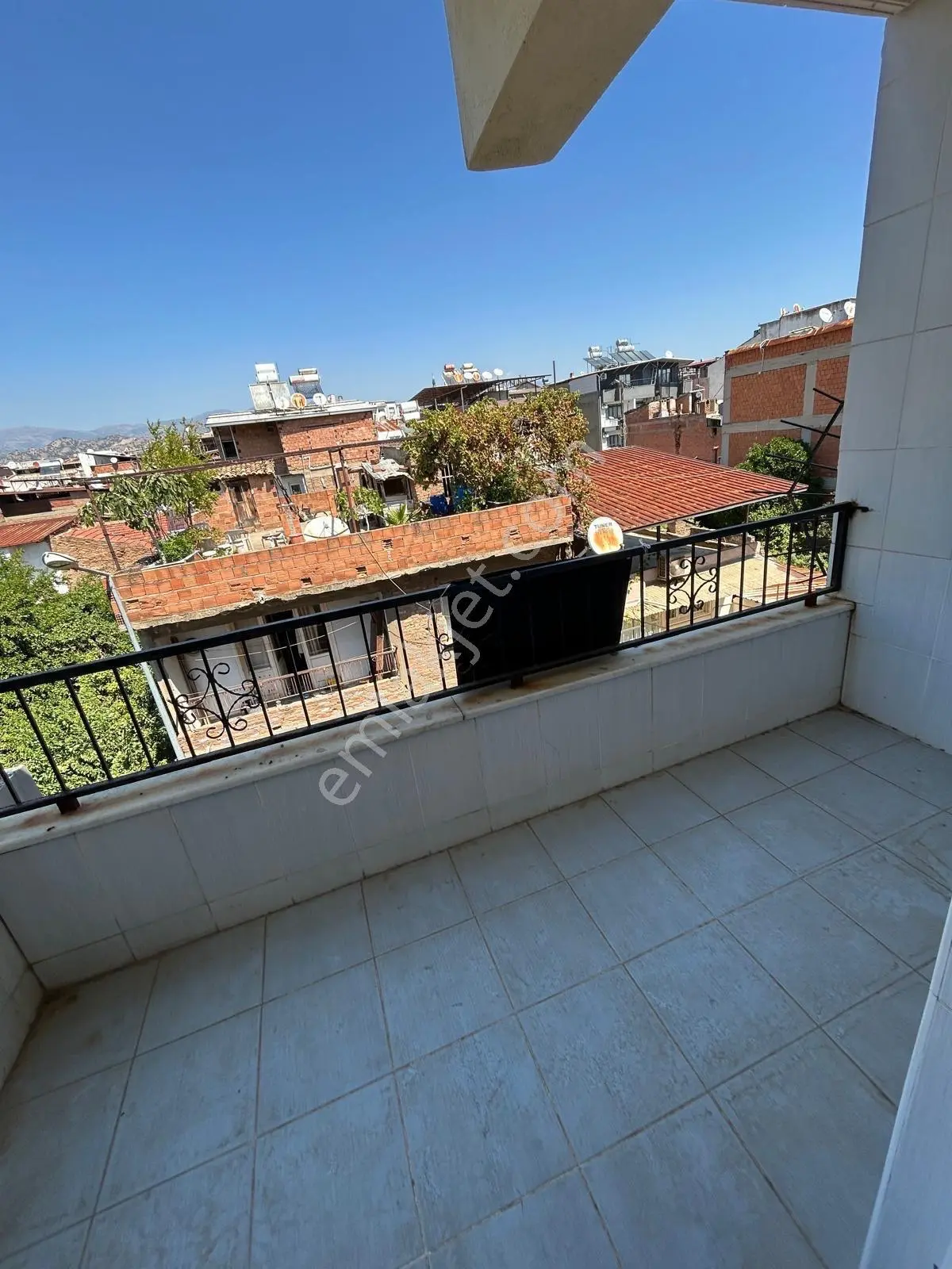 Nazilli Cumhuriyet Mahallesi'nde 3+1 Geniş Balkonlu Daire — fotoğraf 8