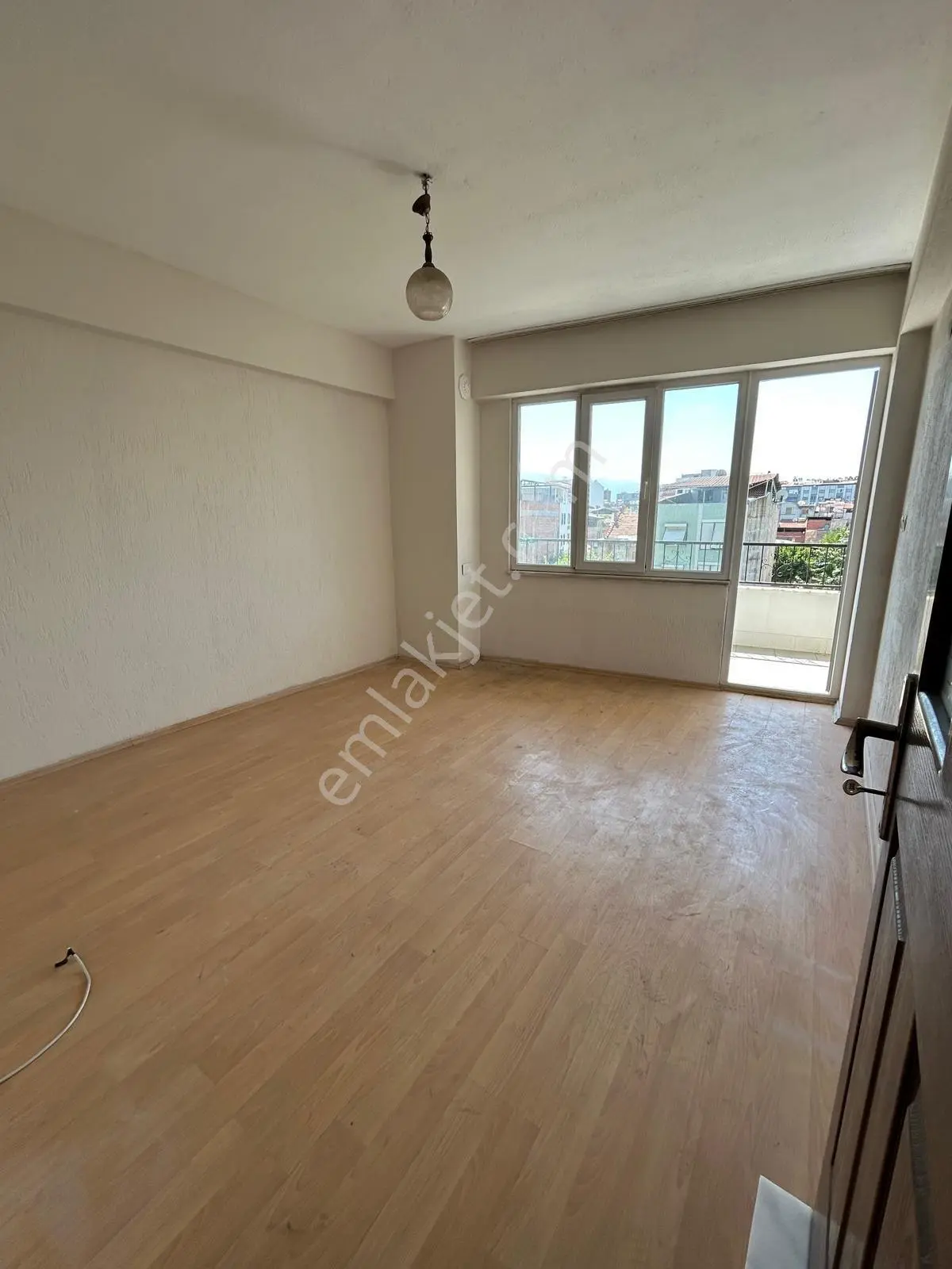 Nazilli Cumhuriyet Mahallesi'nde 3+1 Geniş Balkonlu Daire — fotoğraf 23