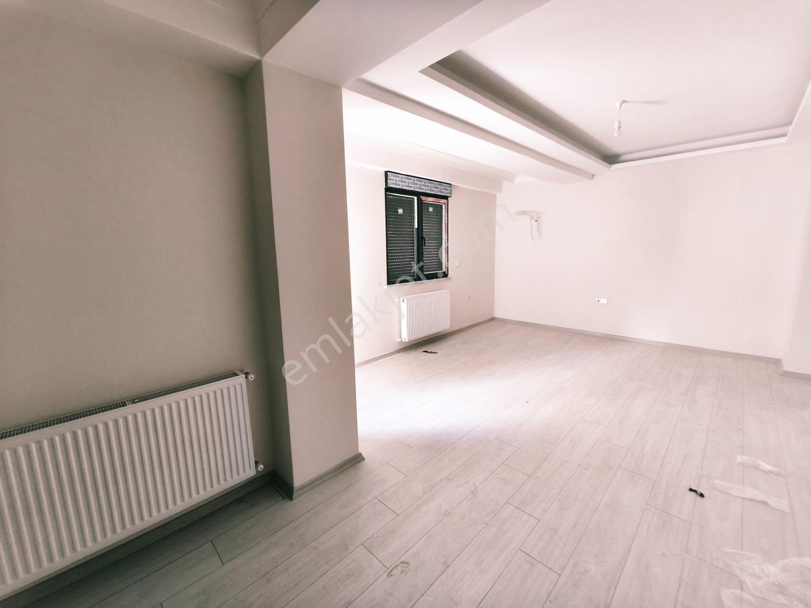 Sıfır Lüks Binada Ebeveyn Banyolu Libadiye Cad. Yakın Arakat 2+1 — fotoğraf 7