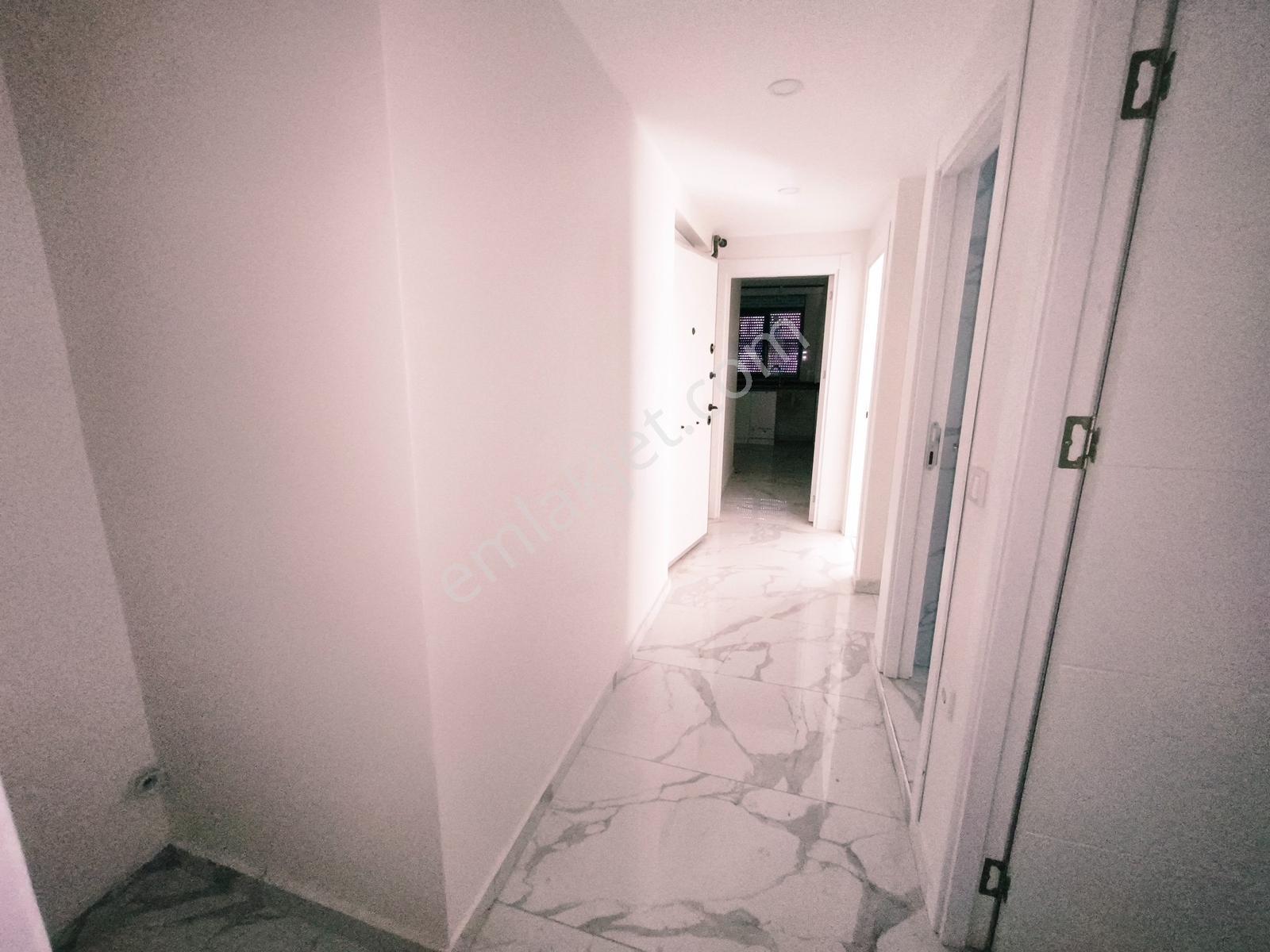 Sıfır Lüks Binada Ebeveyn Banyolu Libadiye Cad. Yakın Arakat 2+1 — fotoğraf 20
