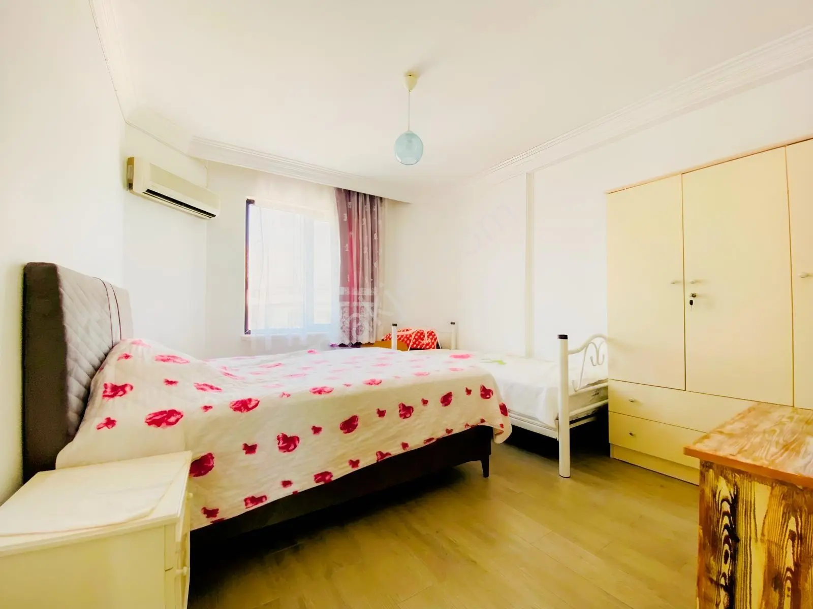 Etherealden Tecede Siteiçi Havuzlu Denize Sıfır Geniş Otrumlu2+1 — fotoğraf 16