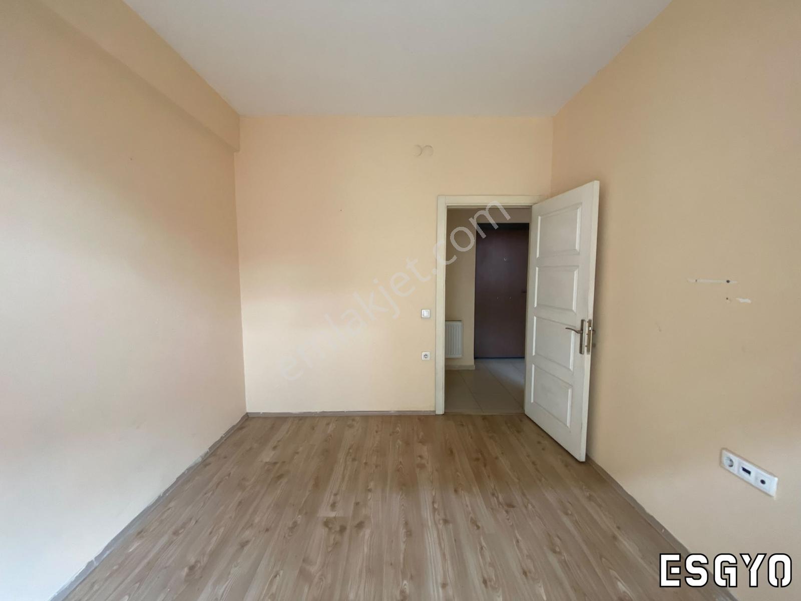 Esgyo'dan Sütlüce Mh. İçem Kapısı Yakını Satılık 2+0 — fotoğraf 23