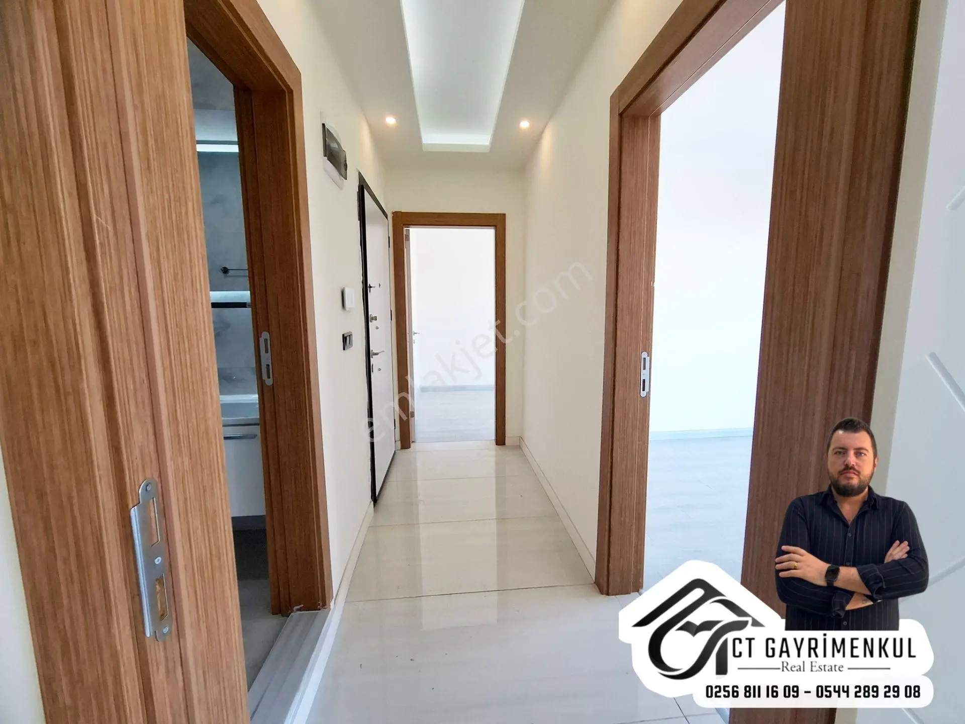 Didim'de Satılık 2+1 Orta Kat Havuzlu Sitede Geniş Sıfır Daire ! — fotoğraf 2