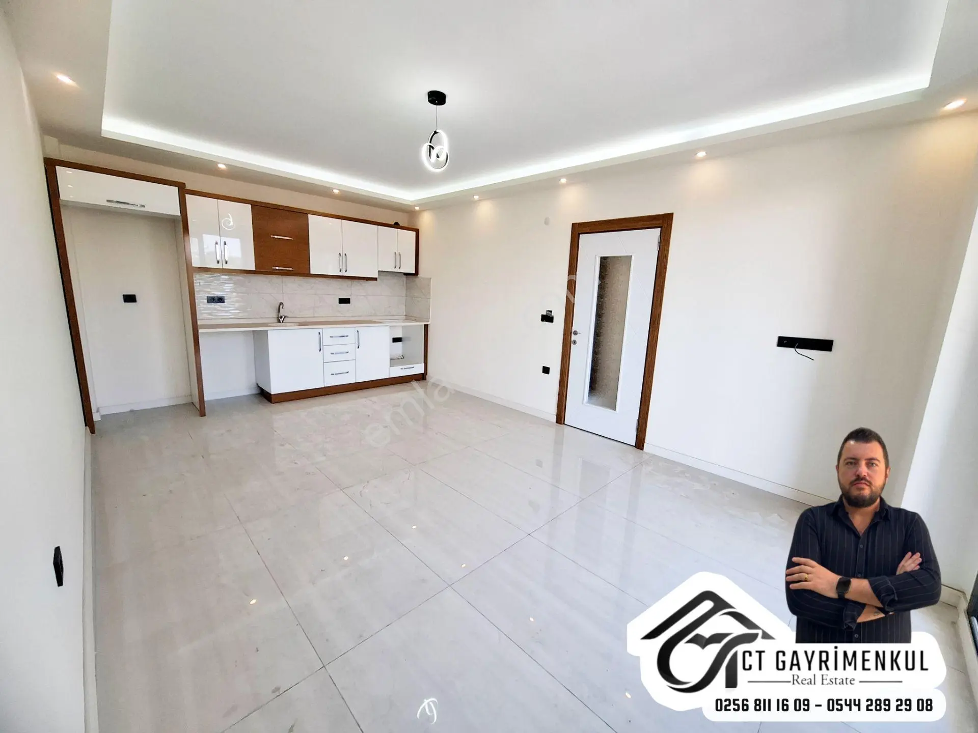 Didim'de Satılık 2+1 Orta Kat Havuzlu Sitede Geniş Sıfır Daire ! — fotoğraf 12