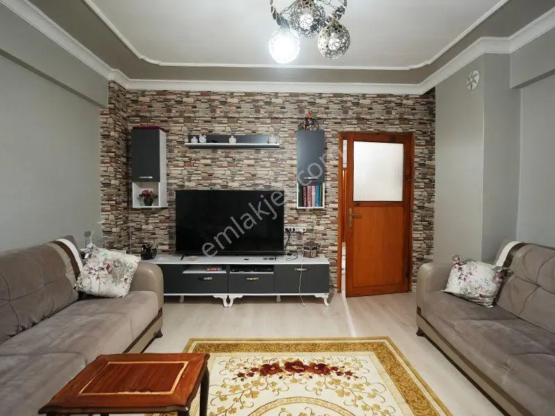 C21 Cius; Yunus Emre Civarı 2+1 Satılık Daire